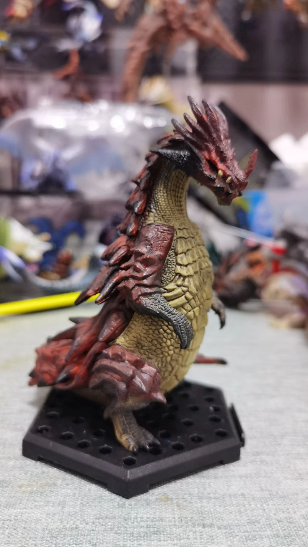 MonsterHunters Lagiacrus Kylin 화난 용 Nargacuga Nergigante 게임 주변기기 모델 장난감 어린이 선물 탁상 장식품