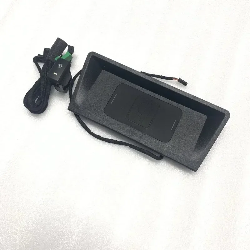 

Durable and sturdy Car Wireless Charger Fast Charging Car Modification Interior Phone Holder Pad