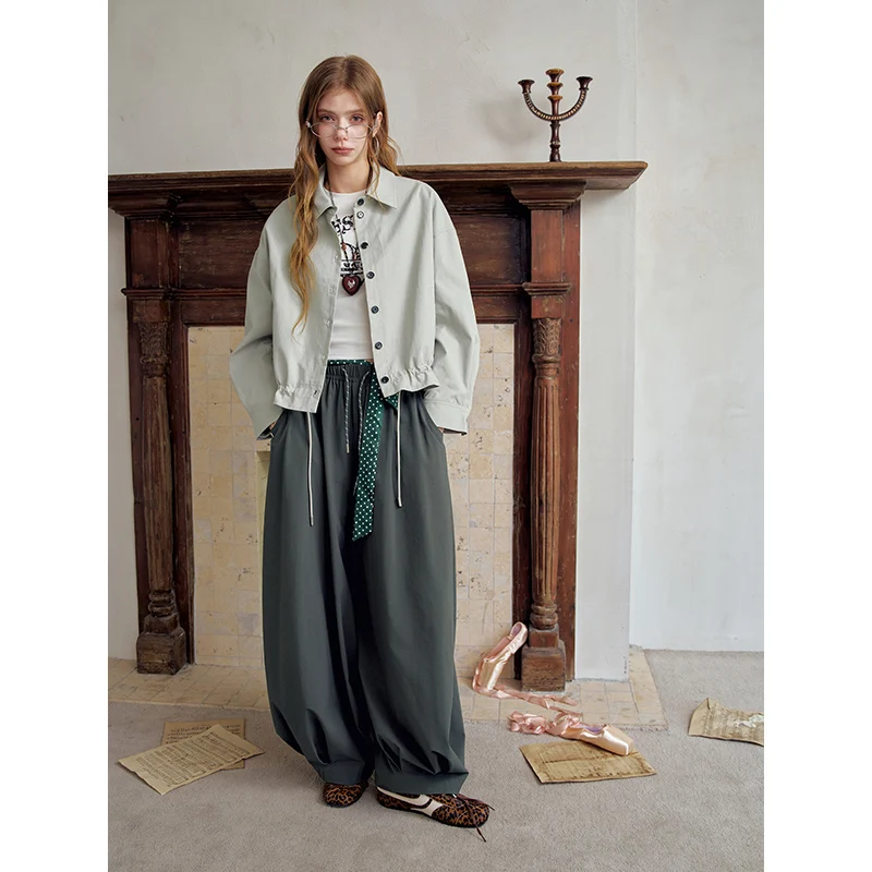 ELFSACK Women's Vintage Lapel Collar Jacket with Drawstring Hem, Button‑Up Outerwear for Autumn, Casual Loose Cropped Coat