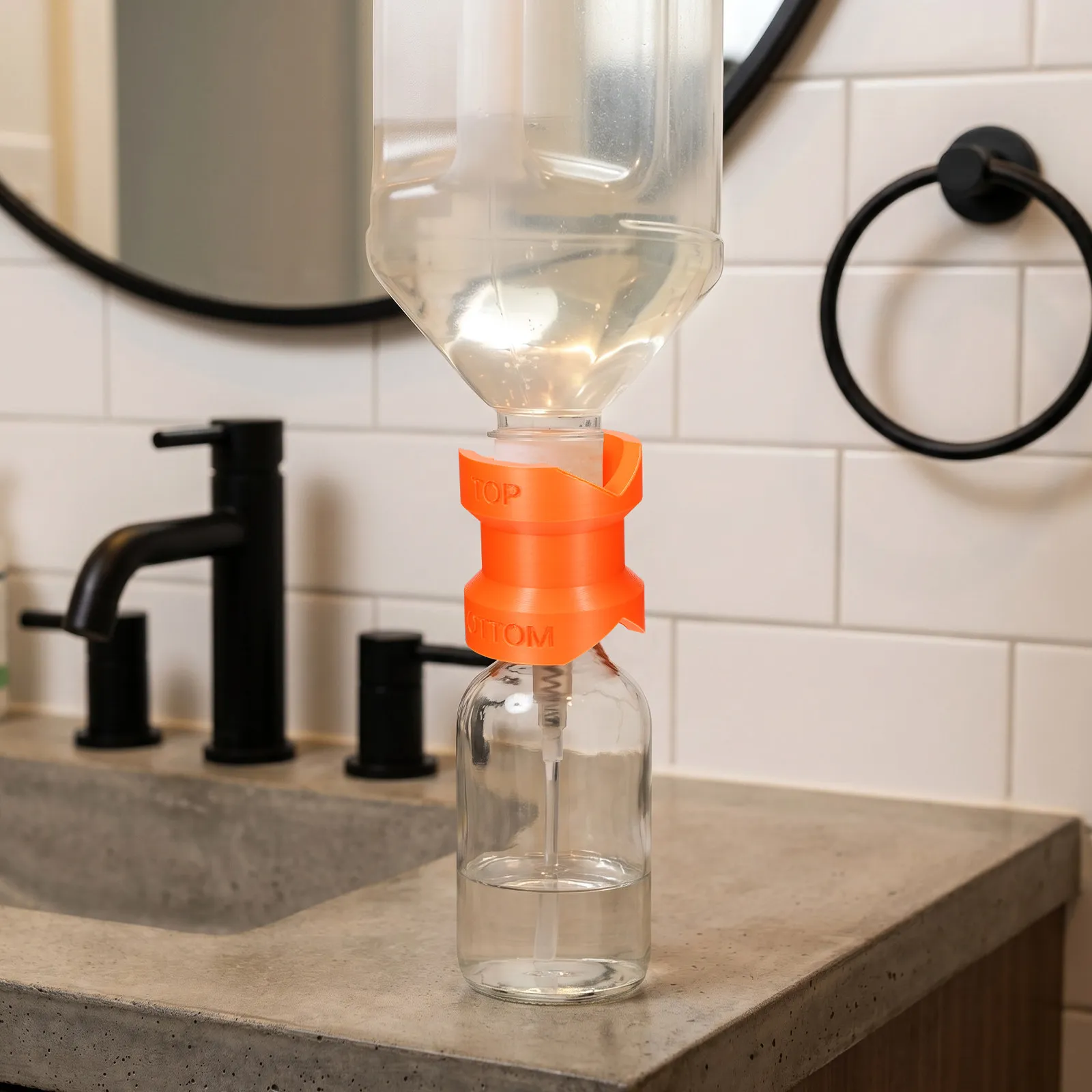 adaptador-de-funil-reutilizavel-a-prova-de-derramamento-para-transferencia-de-liquidos-como-locao-shampoo-sabao-e-gel-de-banho-conector-sem-vazamentos