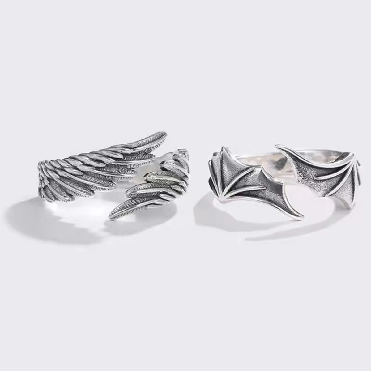 Vintage Angel Wing Demon Eye Hip Hop Adjustable Couple Ring for Men Women Retro Silvery Alloy Material Cool Fashion Jewelry New