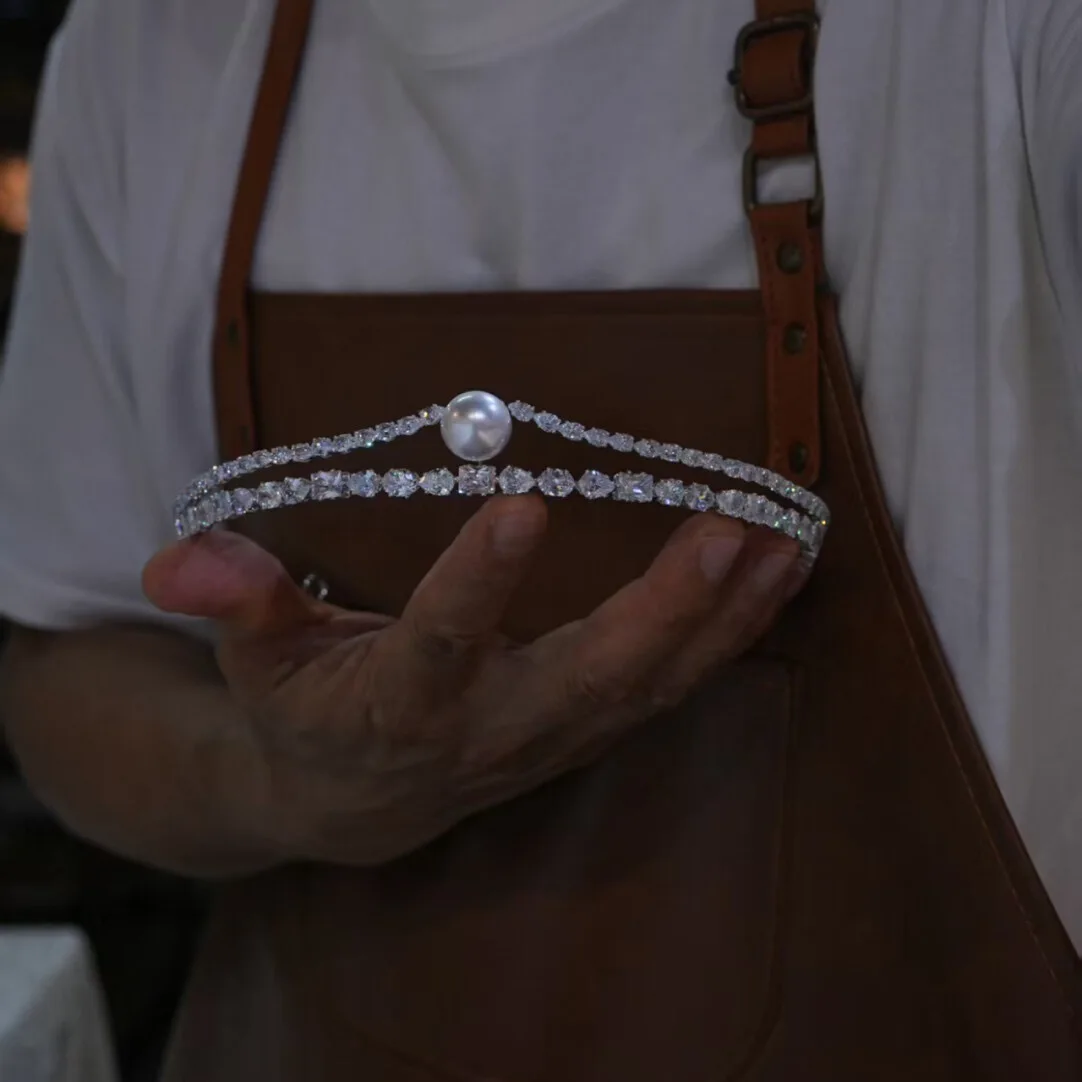 

Princess Bridal Tiara Pearls & Crystals Wedding Crown for Brides Birthday Party Elegant Hair Accessory