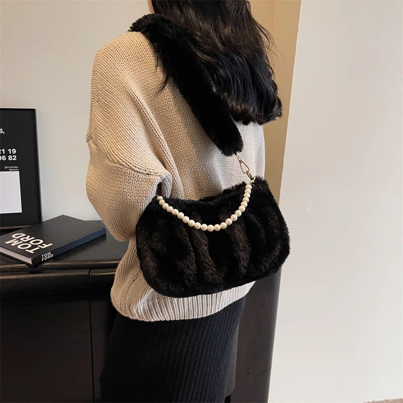 Winter Plush Handbags Bag For Women Sweet Pearl Handbag For Girls Small One Shoulder Crossbody Underarm Bag