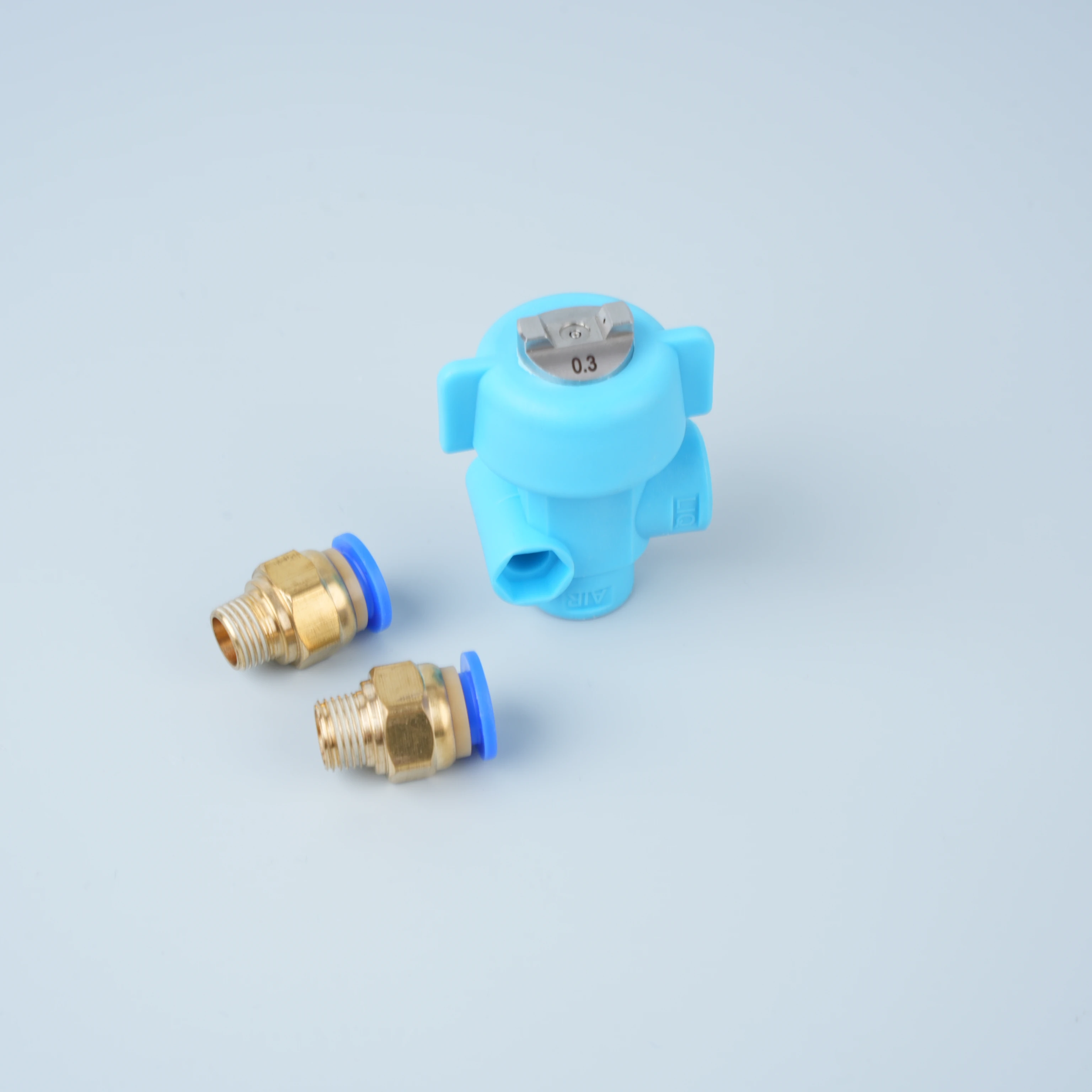 Plastic air atomizing nozzle, external mixing fan-shaped spray, factory cooling, dust removal, spraying, and humidification