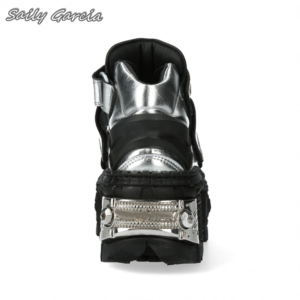 Laser Silver Rock Punk metalowy nit buty motocyklowe z podeszwą 2024 nowe buty do modne dziewczęce kostek platformy z okrągłym czubkiem buty Casual