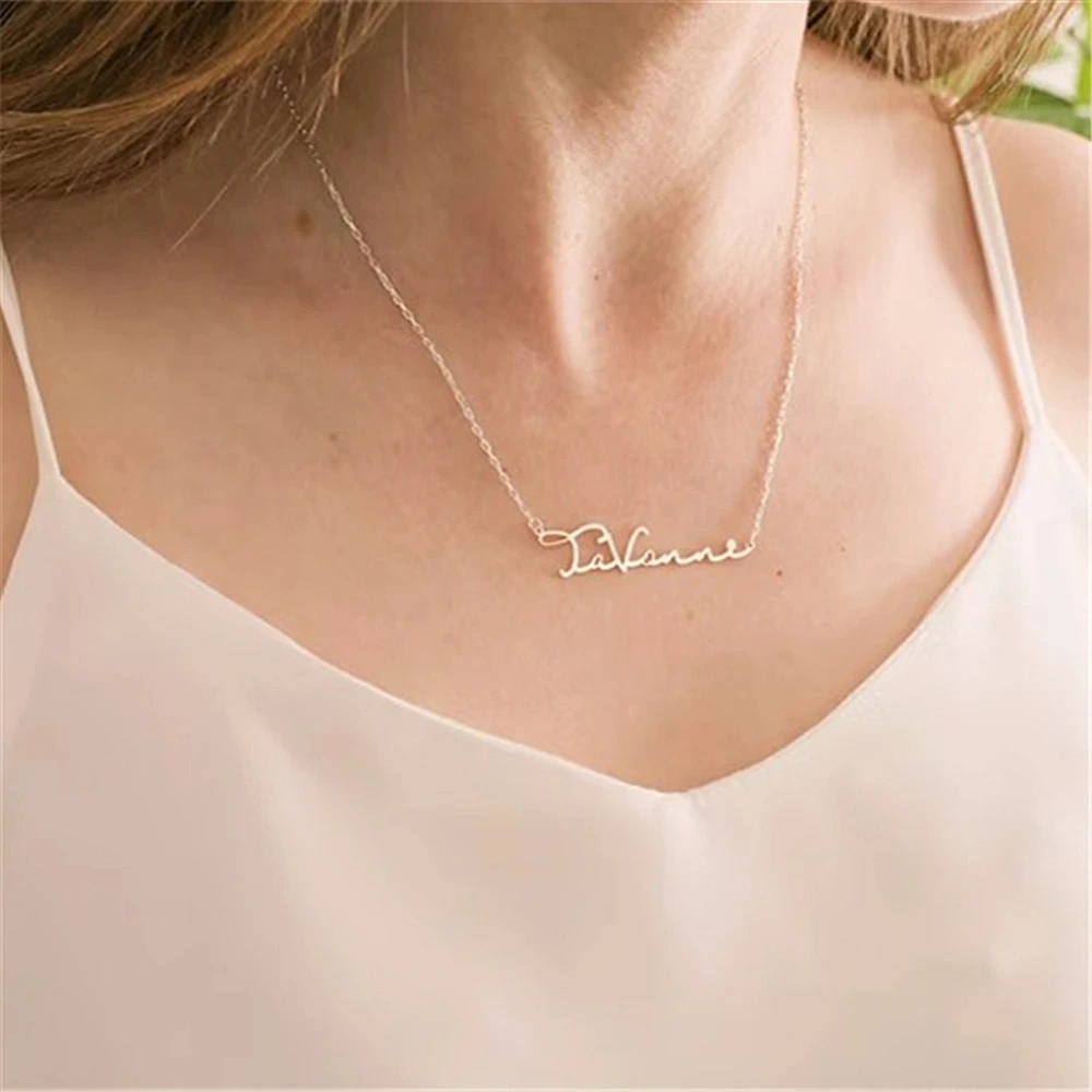 

Personalized Custom Name Letter Simple Charming Pendant Necklace Stainless Steel Trendy Family Jewelry Mother's Day Gift For Mom