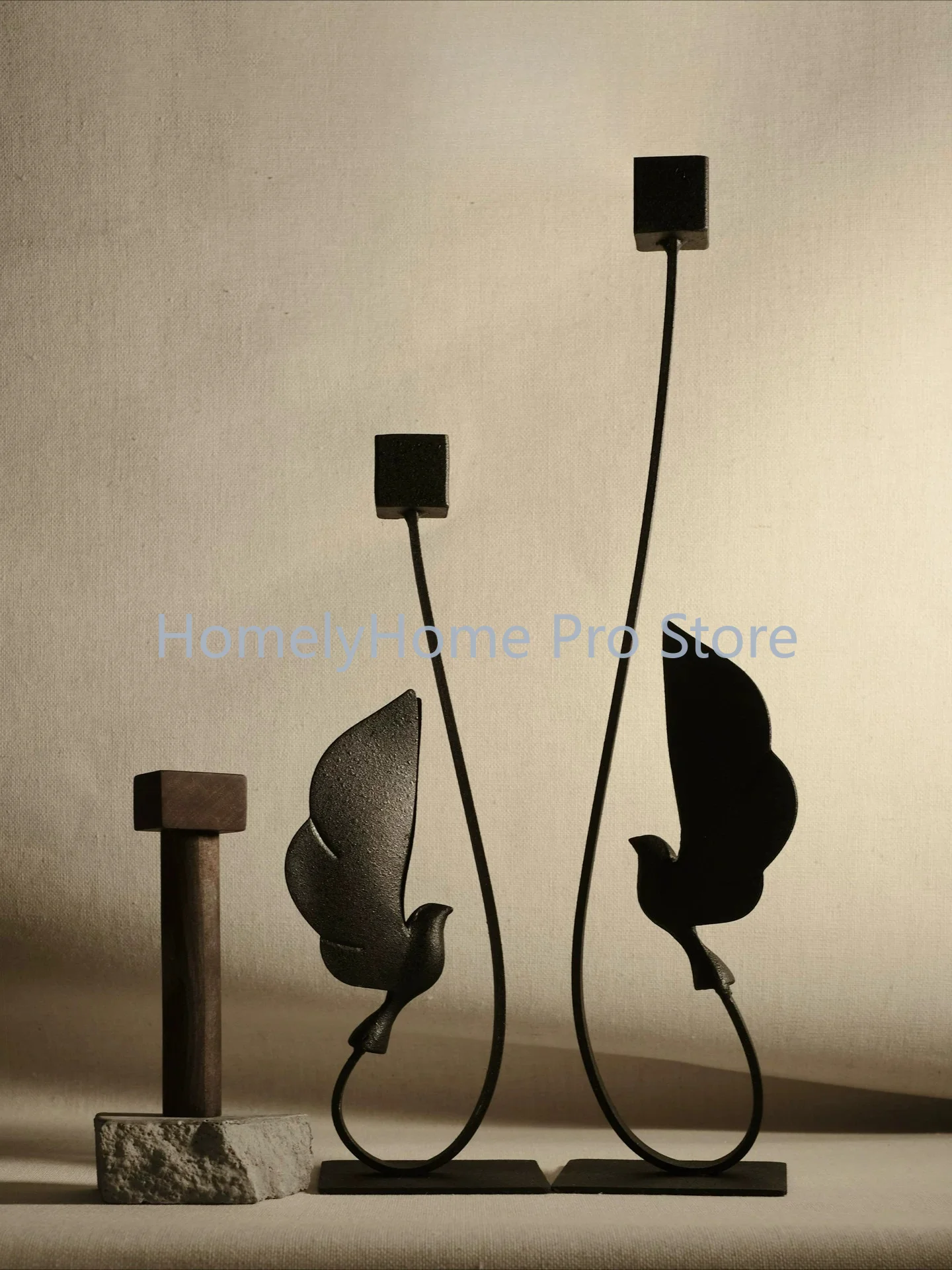 Birds love candlesticks fly together, high-end art decorations, tabletop ornaments, wedding gifts