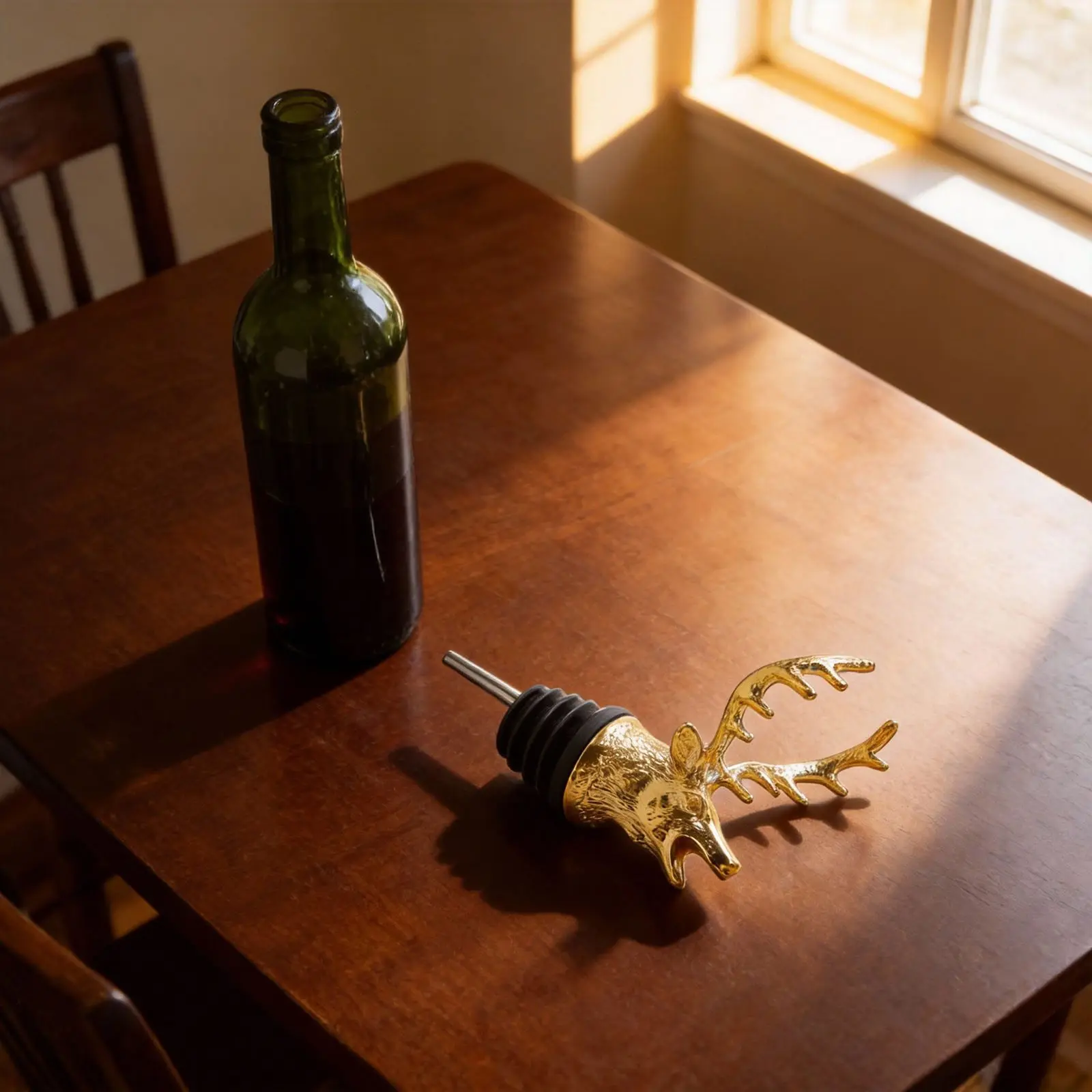 Wine Aerator and Pourer Tool with Zinc Alloy Animal Shape and Silicone Stopper for Smooth Pouring and Leak Resistance