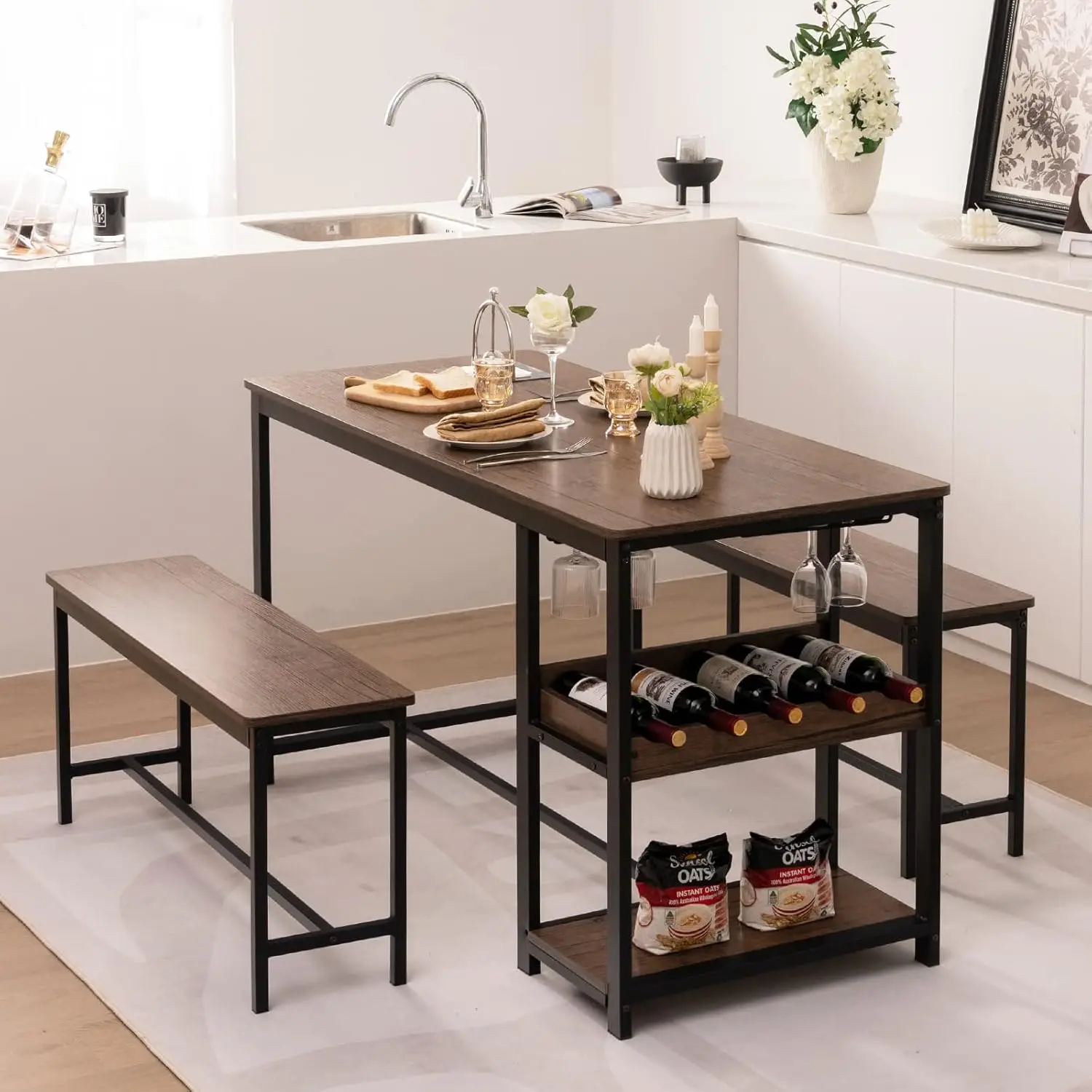 Ensemble de table à manger 3 pièces pour 4, table à manger de pub rustique avec 2 bancs, 2 étagères de rangement et porte-verre, petit-déjeuner