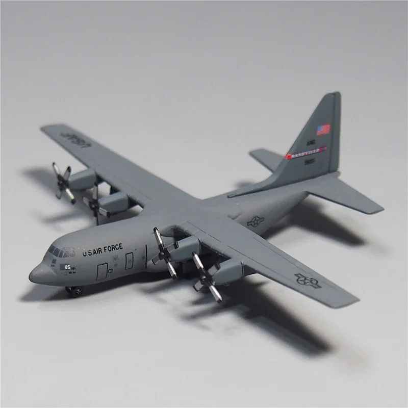 รีวิวและแนะนำโมเดลเครื่องบิน C-130H ขนาด 1/400 สำหรับผู้ชื่นชอบของสะสม