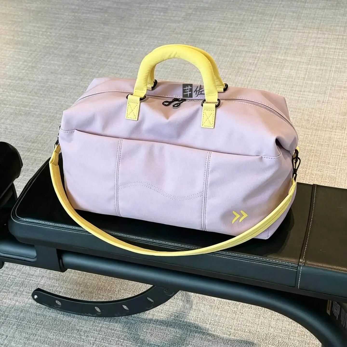 bolsa-de-fitness-de-grande-capacidade-com-separacao-de-itens-molhados-e-secos-para-natacao-de-mao-transversal-para-viagens-curtas-a-prova-d'agua