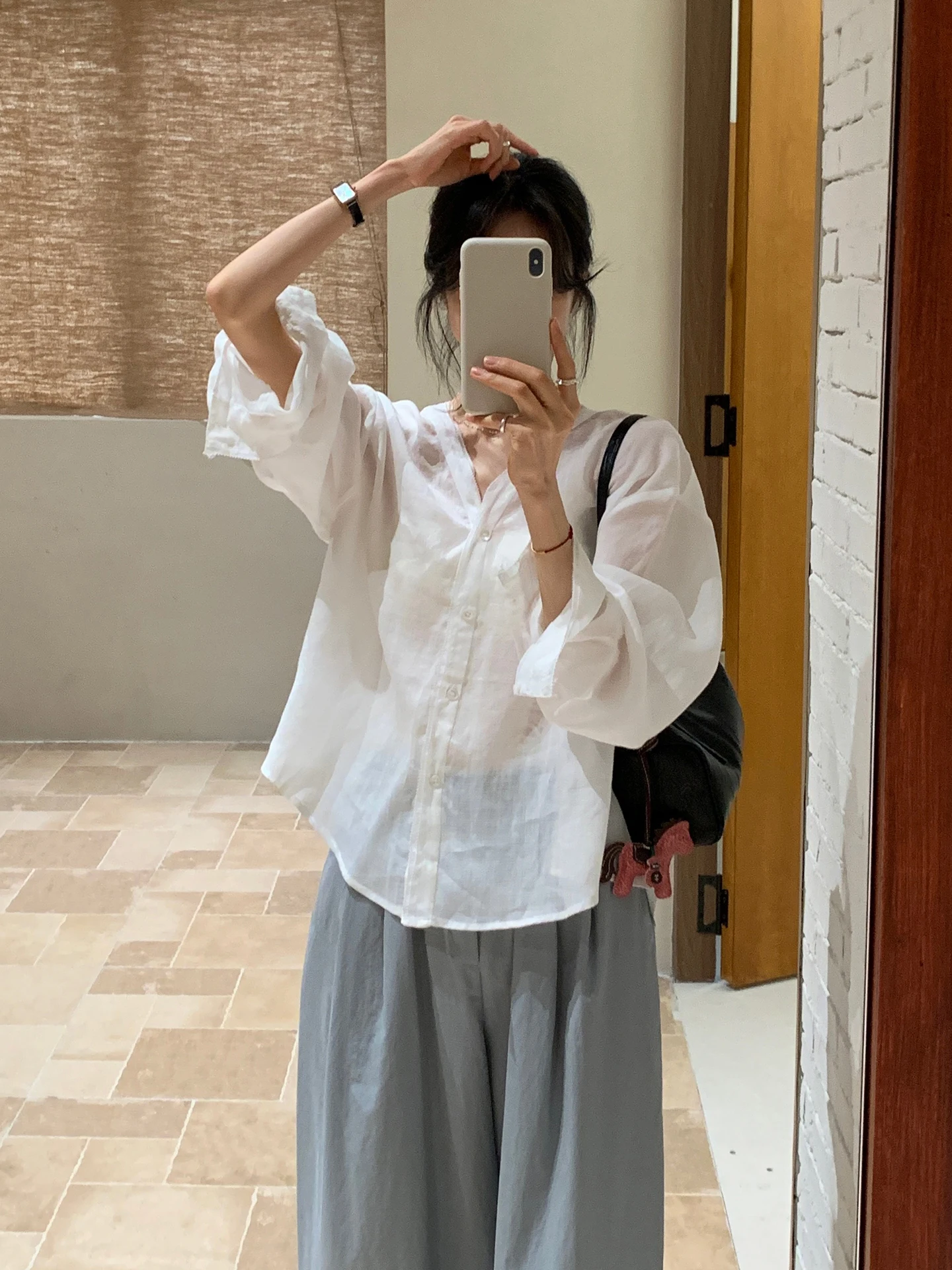 

White Linen Women's Sun Protection Shirt Thin Long Sleeve Simple Match Spring Summer New Style French Style Loose Fit Shirt