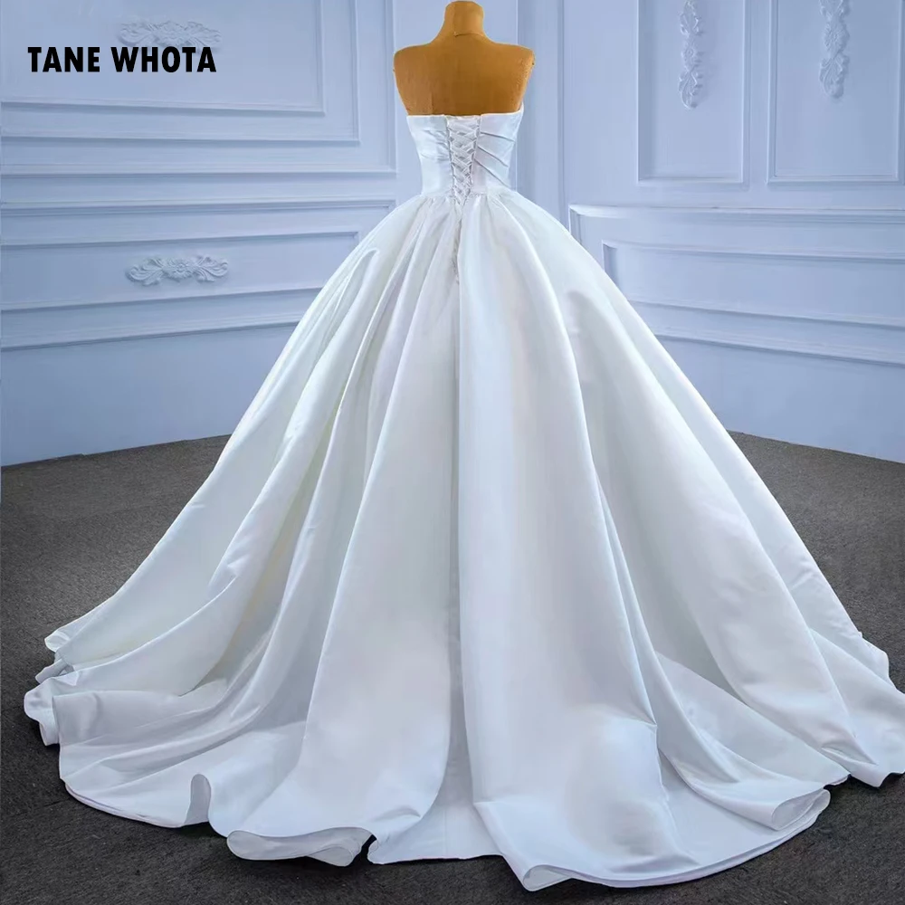 Vestido De Novia Civil Strapless ประดับด้วยลูกปัด Ruched Lace Up กลับชุดแต่งงานที่กําหนดเองชุดแต่งงานสีขาว