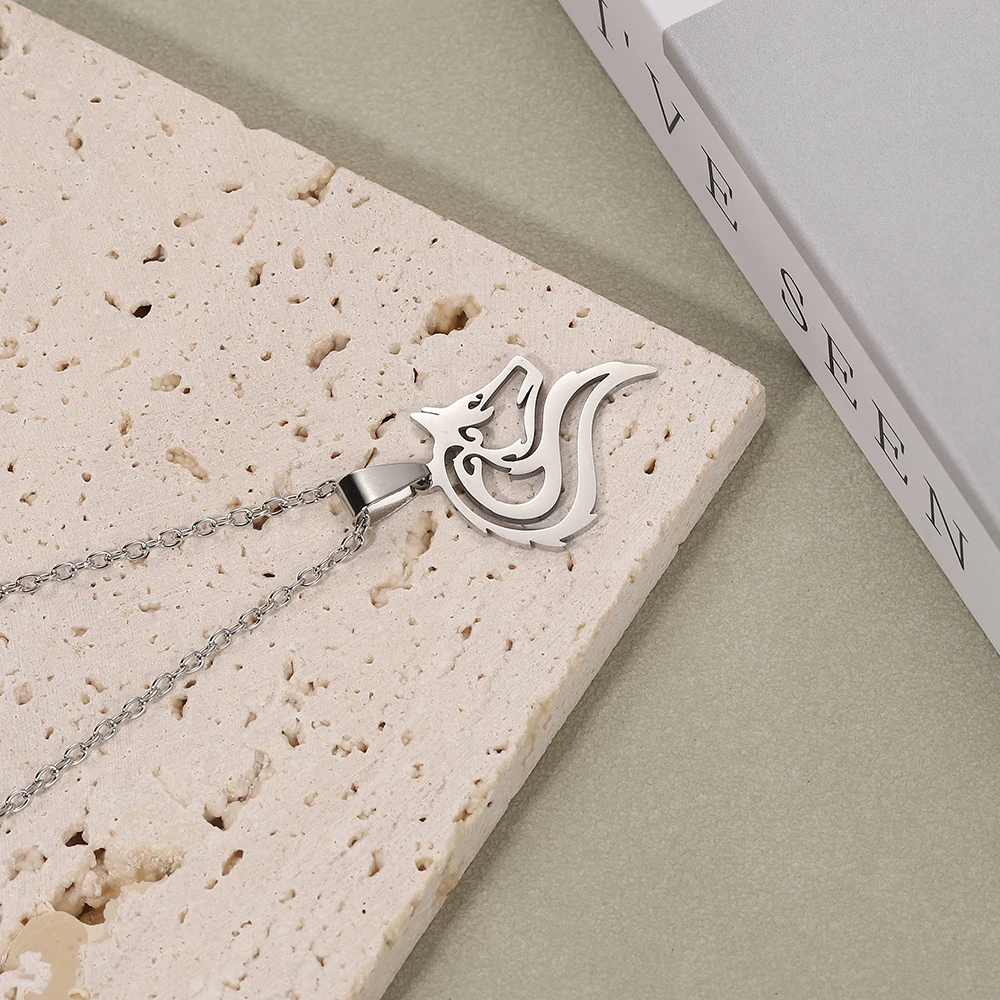 Edelstahl-Halskette mit Hohlem Wolfskopf-Anhänger für Männer und Frauen, Vintage-Wikinger-Tier-Design, Alltagsaccessoires, Geschenke – Detail 6