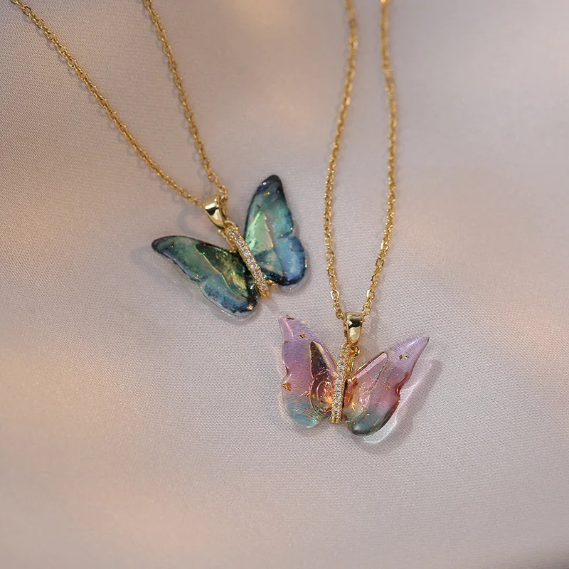 Classic Micro-embedded Colorful Cute Butterfly Necklace, Fashionable and Charming Animal Stainless Steel Clavicle Chain