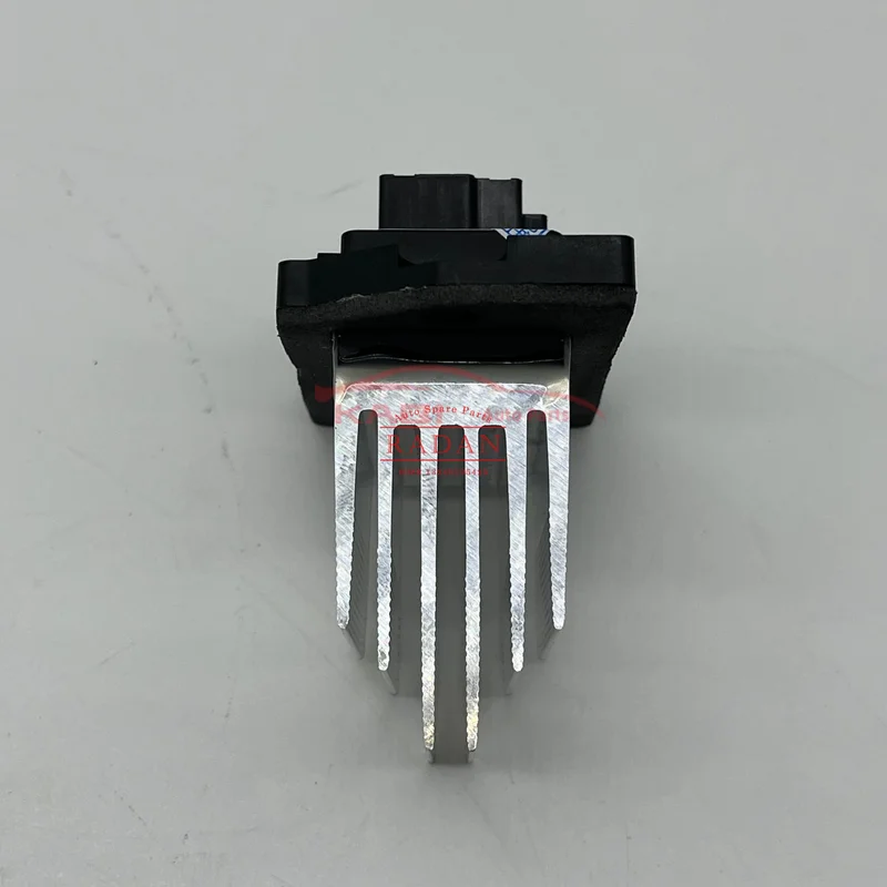 

Оригинальный качественный резистор регулирования скорости вентилятора для SAIC MG5 MG6 I5 I6 10264932