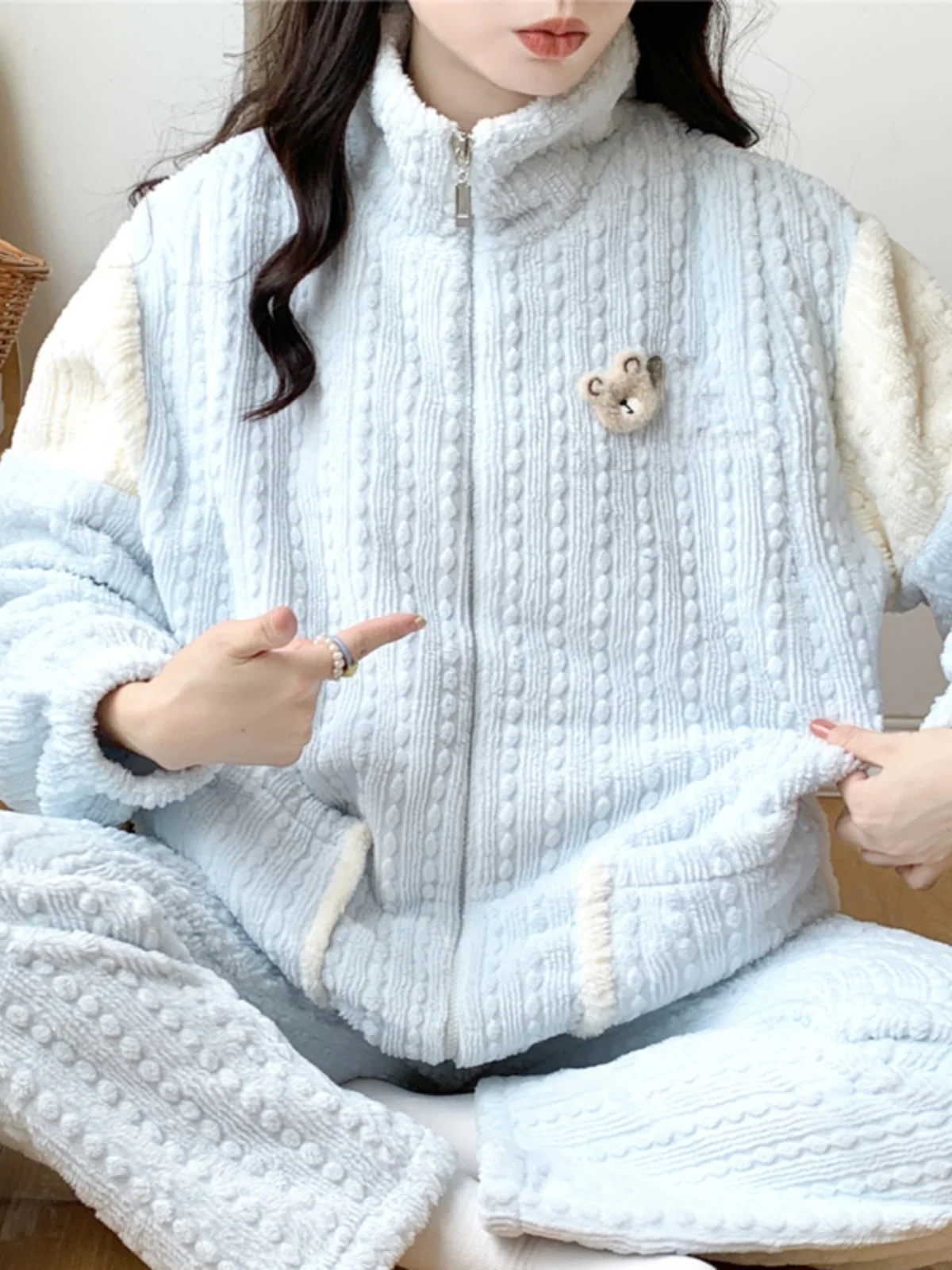abbigliamento-da-notte-per-donne-in-gravidanza-in-pile-corallo-modello-autunno-inverno-ideale-per-la-casa-per-la-maternita-e-per-l’allattamento-con-maniche-lunghe
