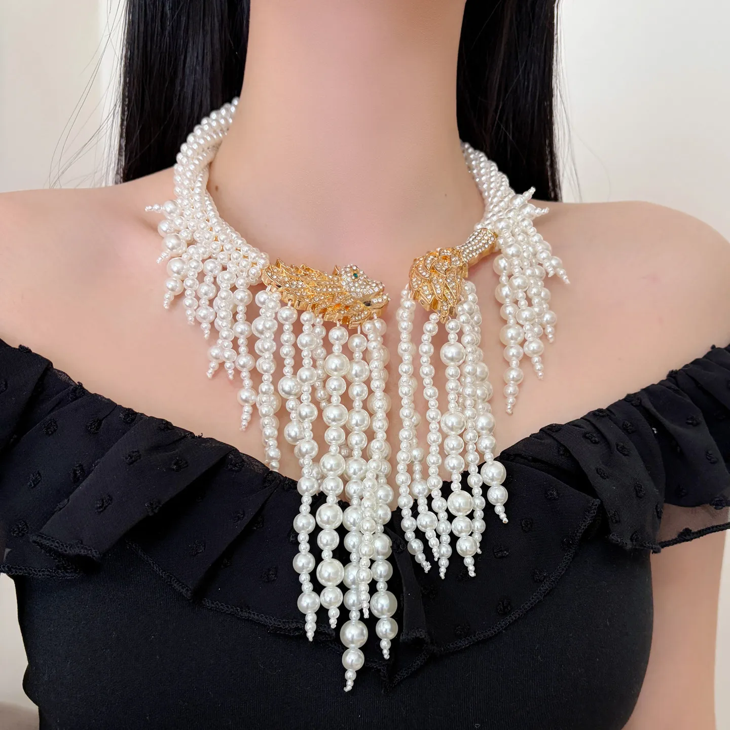 

Vintage Beaded Chinese-style Jewelry Creative Tassel Necklace for Women Party All-diamond Leopard Head Choker Necklace Jewelry