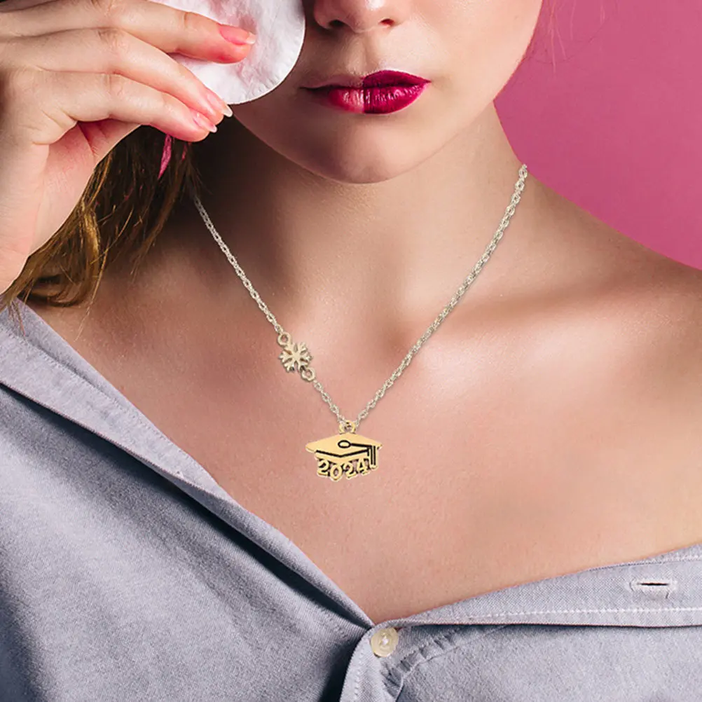 

150 шт. металлических подвесок-цифр для выпускных шапочек 2024 года, для изготовления украшений своими руками, аксессуаров, сувениров на выпускной вечер, декоративные шармы