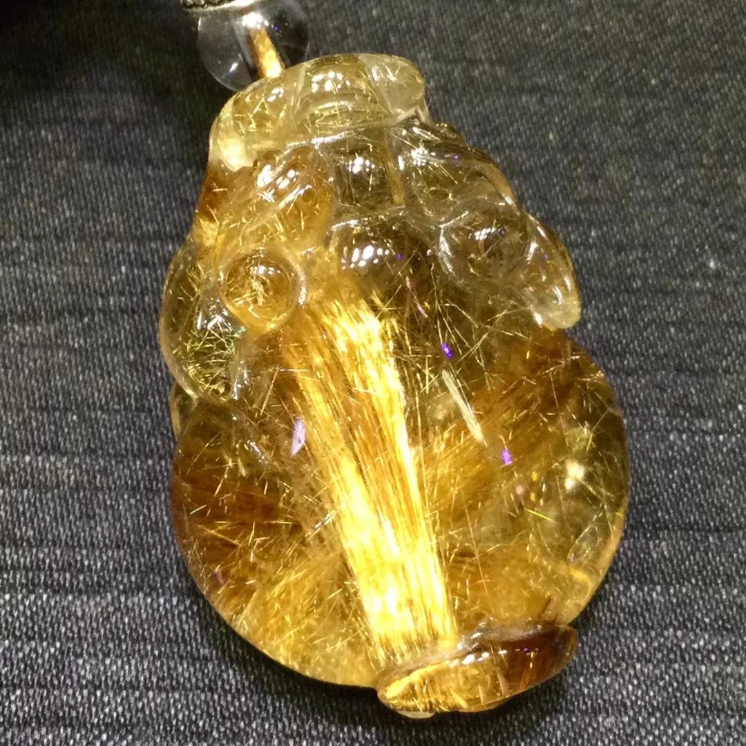 

Natural Gold Rutilated Quartz Pendant Pi Xiu Rutilated Quartz Jewelry 35*26*19mm Men Women Brazil AAAAAAA