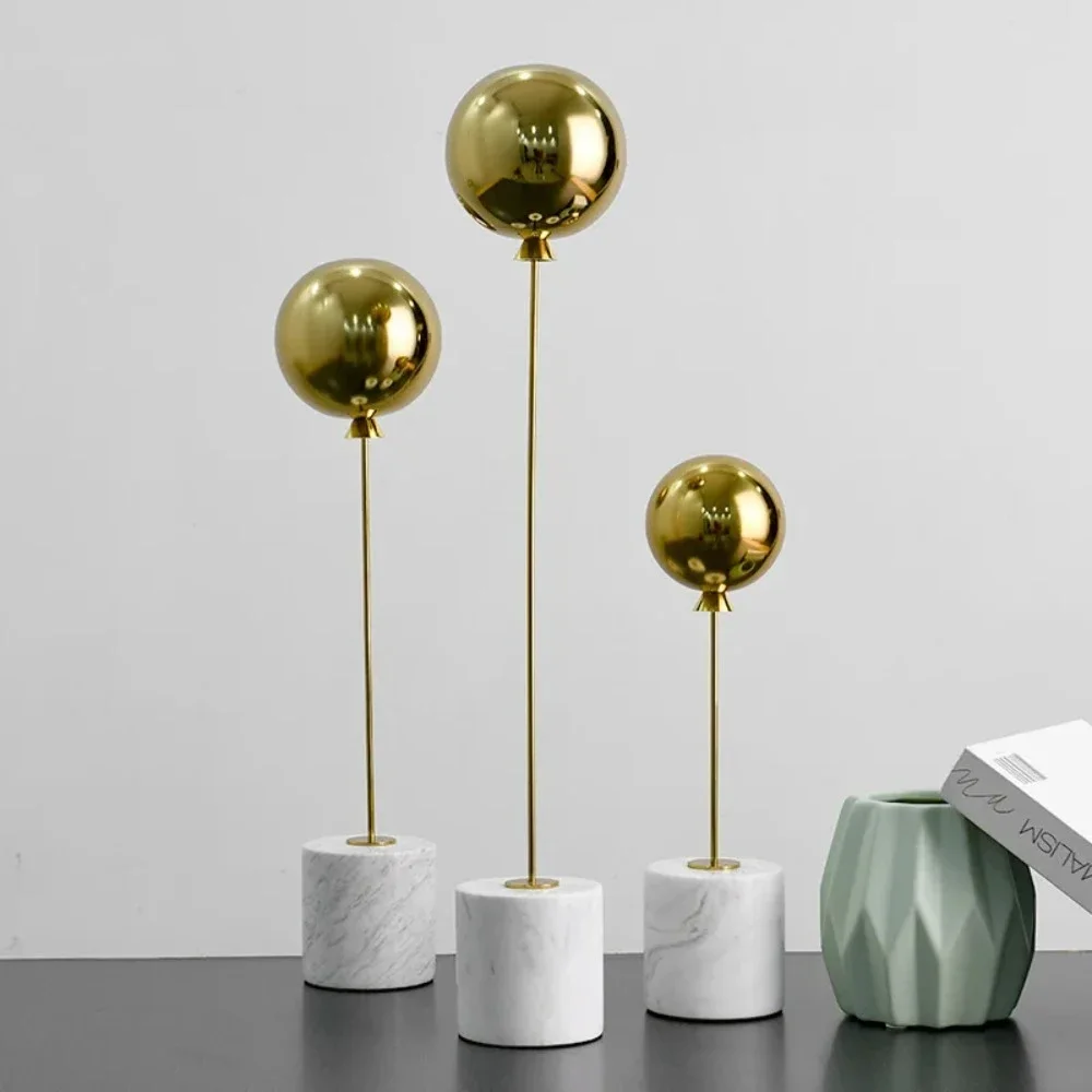 Balloon Sculpture Natural Marble Base Metal Ornaments Living Room Statue Home Accessories Ornaments Crafts Ornaments Small Model