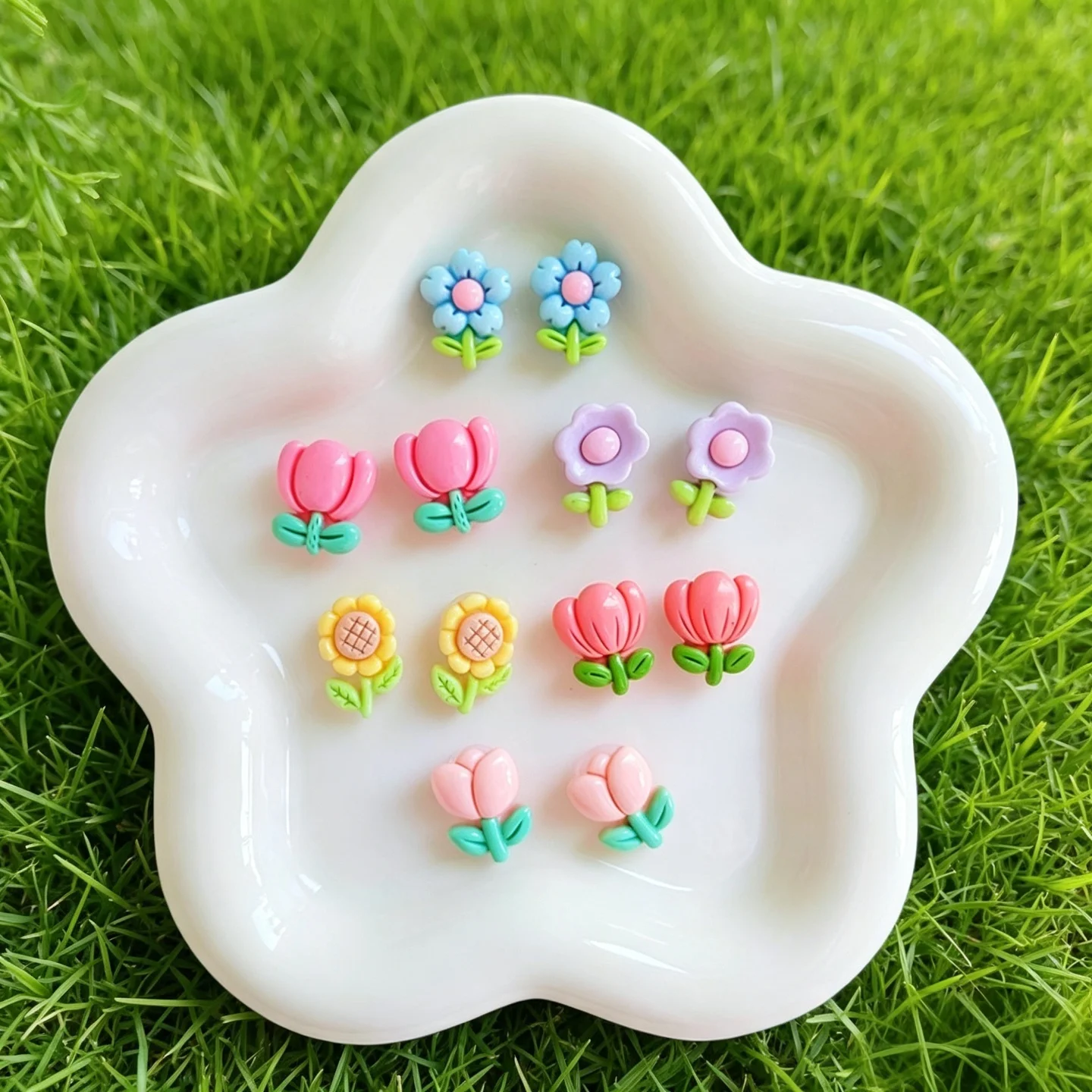 Cute Tulip Flower Shoe Charms PVC Decorations for Crocs Clogs & Bags Removable DIY Shoe Buckles Accessories for Girls Kids Teens