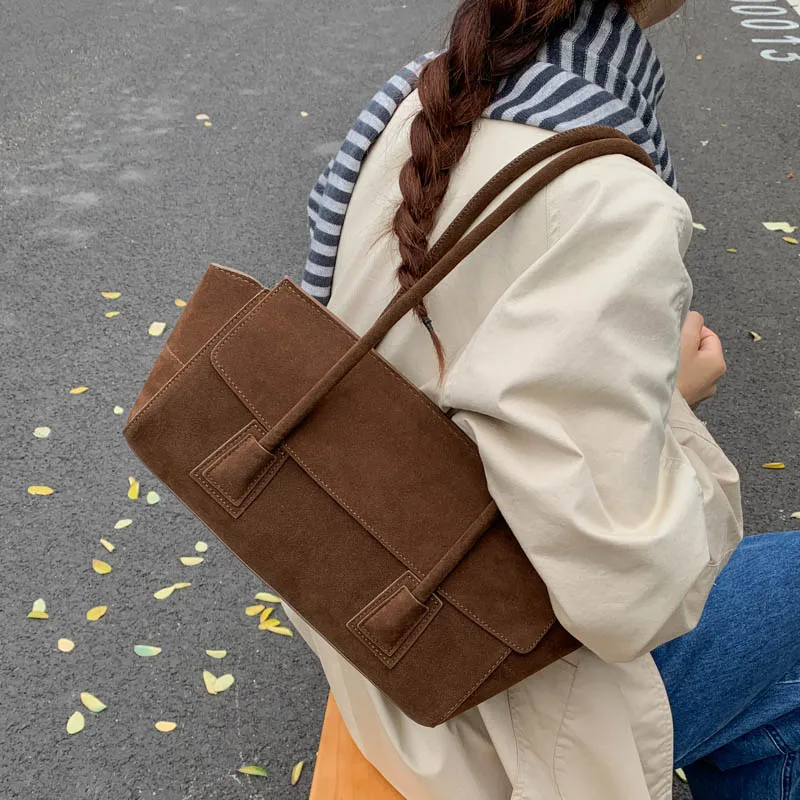 

Осень/зима 2022, новый стиль, корейская универсальная сумка для боулинга под мышками, замшевая сумка на плечо в стиле ретро, квадратная сумка в корейском стиле, простая