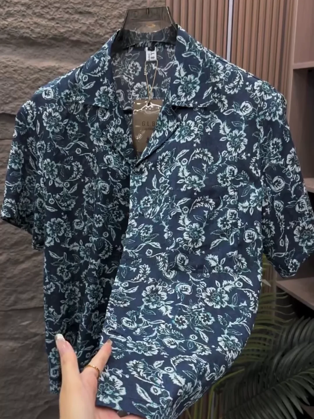 

Новая летняя мужская рубашка 838 с кубинским воротником, коротким рукавом, высокого качества, модная, универсальная, элегантная, приталенная, молодежная, стильная.