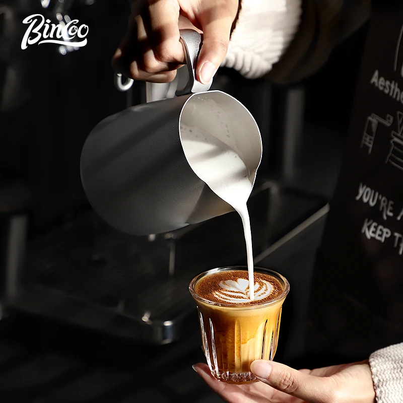 

Bincoo Coffee Latte Art Vat Pointed Mouth Latte Art Cup Milk Foam Cup Stainless Steel Professional Appliance Milk Cylinder