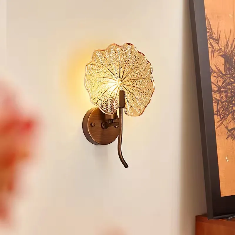

Винтажный настенный светильник с текстурой листьев для спальни, прикроватной зоны, гостиной, создания атмосферы, декоративный бра с плафоном из стекла