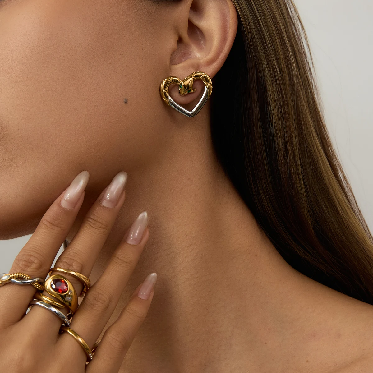 

AIKOER Minimalism Snake Earrings 18K Gold Plated Stainless Steel Dangle Snake Stud Earrings for Women Elegant Snake Jewelry