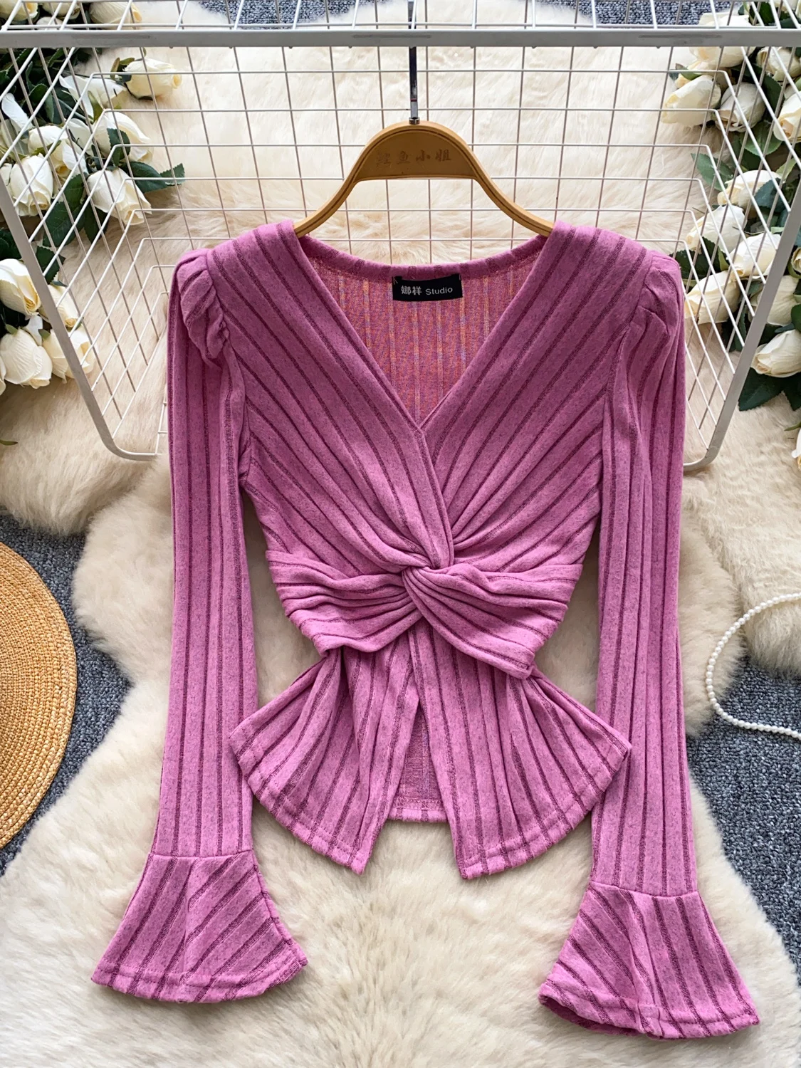 

Women Pink Striped T-shirt Y2k Gyaru Tee Top Vintage Aesthetic Long Sleeve V-Neck Knit T-shirts 2000s Fashion Clothes Autum 2025