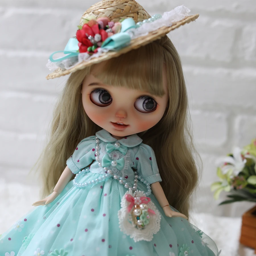 Six piece set Blythe clothes dress with hat  dress 30 cm  bjd toy skirt (Fit for Pullip,Ob24, Licca)