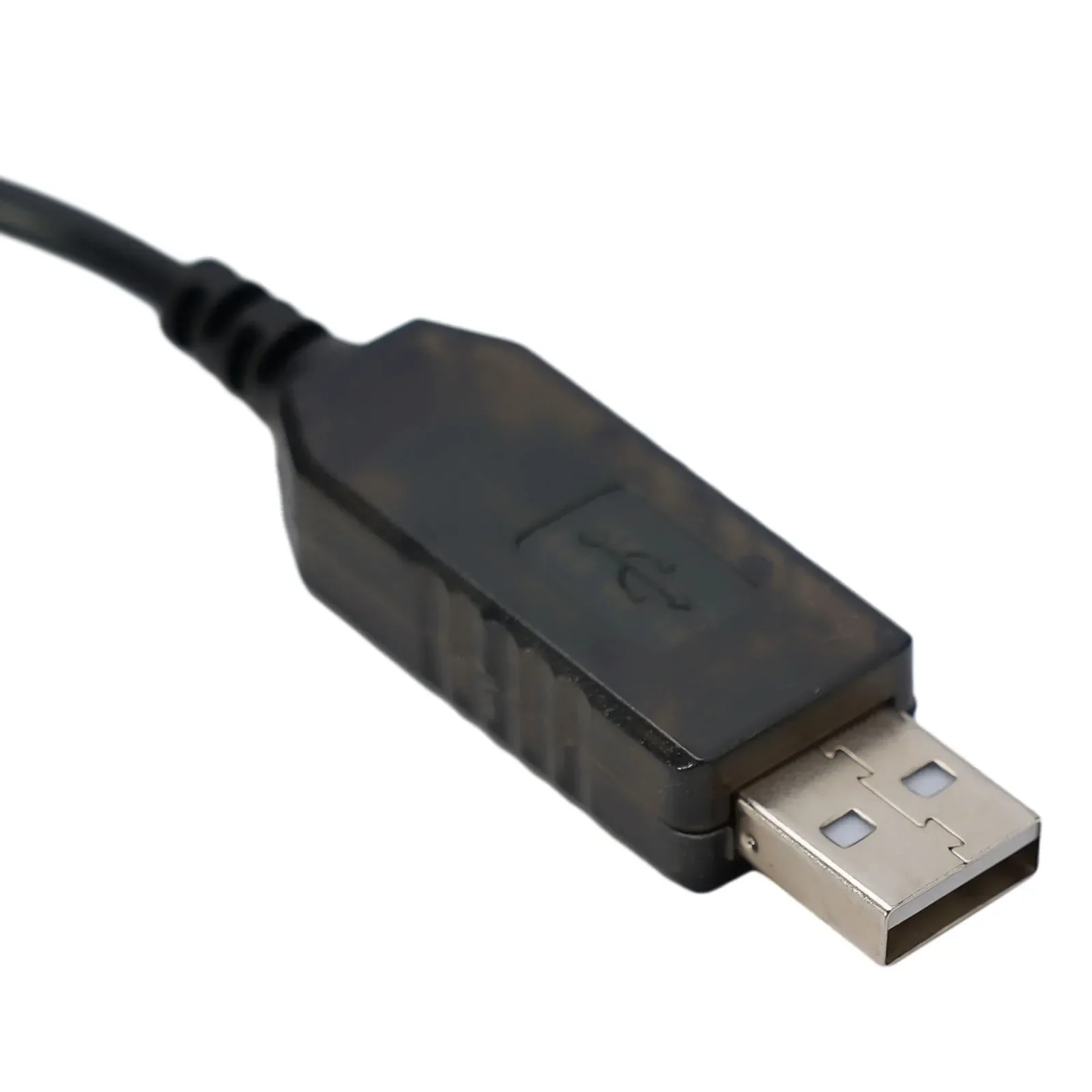 Ładowarka USB 8,4 V DC do robota odkurzającego Adapter bezprzewodowy Narzędzie do czyszczenia gospodarstwa domowego Wymienna ładowarka