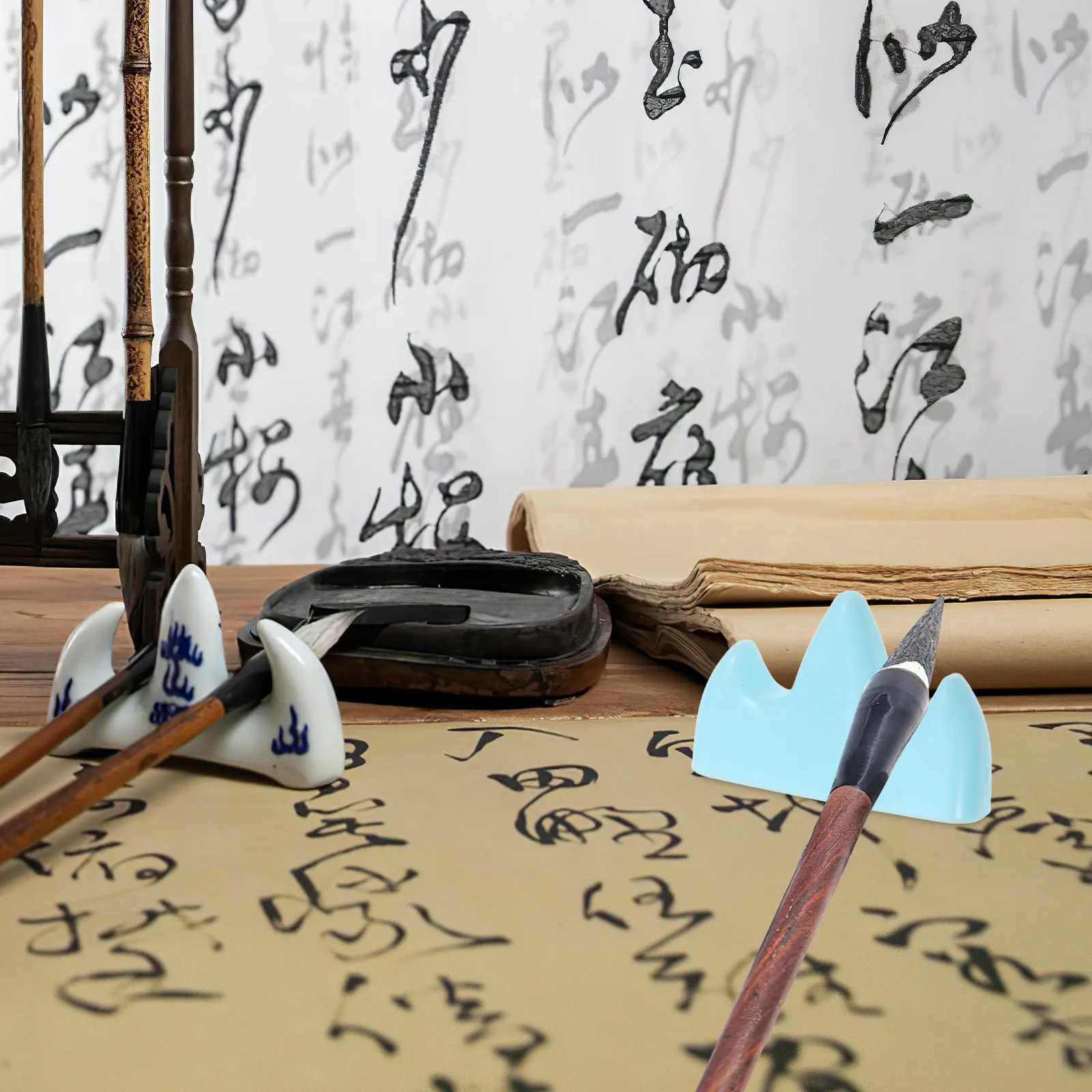 10Pcs Mountain Shaped Plastic Calligraphy Pen Holder Brush Rest for Sumi Brushes Dip Pens Drawing Tools Desktop Organization