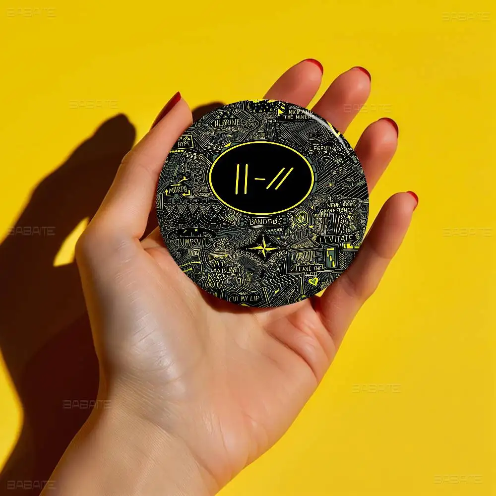 الفرقة T-Twenty O-One P-Pilots تخصيص لينة زر دبوس للنساء مجوهرات إبداعية مضحك شارة الكرتون عاشق قبعة