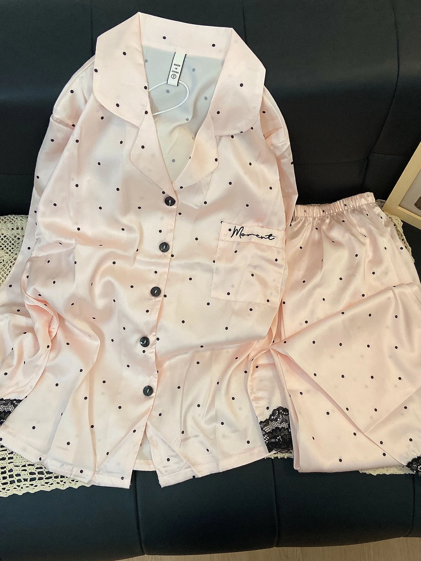 シルク寝間着-レディース-春秋-薄手-長袖-ホームウェアセット-外でも着用可能-アイスシルク-ピンク-ブラックドット