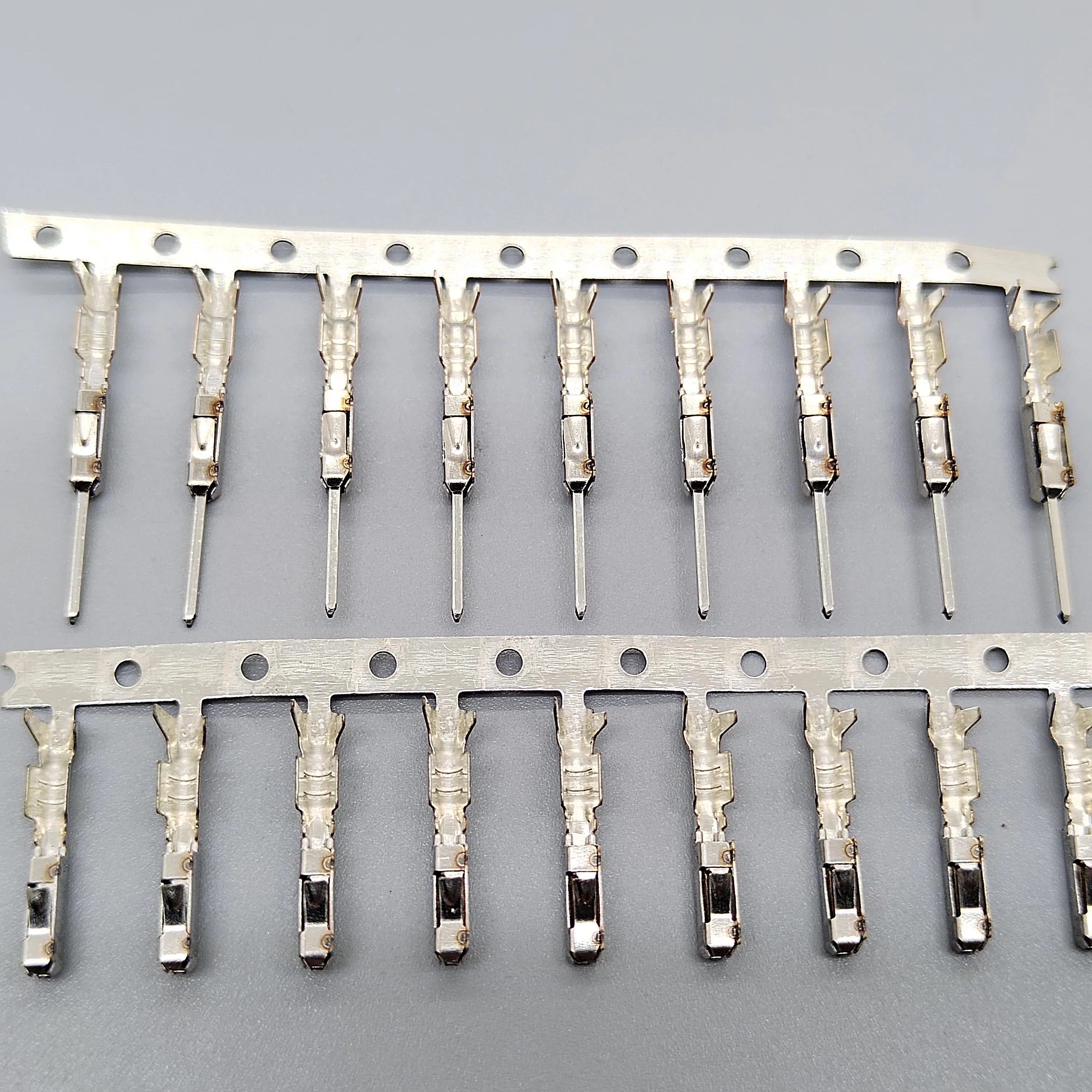 shhworldsea car connector  0.6 MM Male Female car Automotive Wire Connector cooper Pins For BMW VW Toyota 928999-1 928918-1