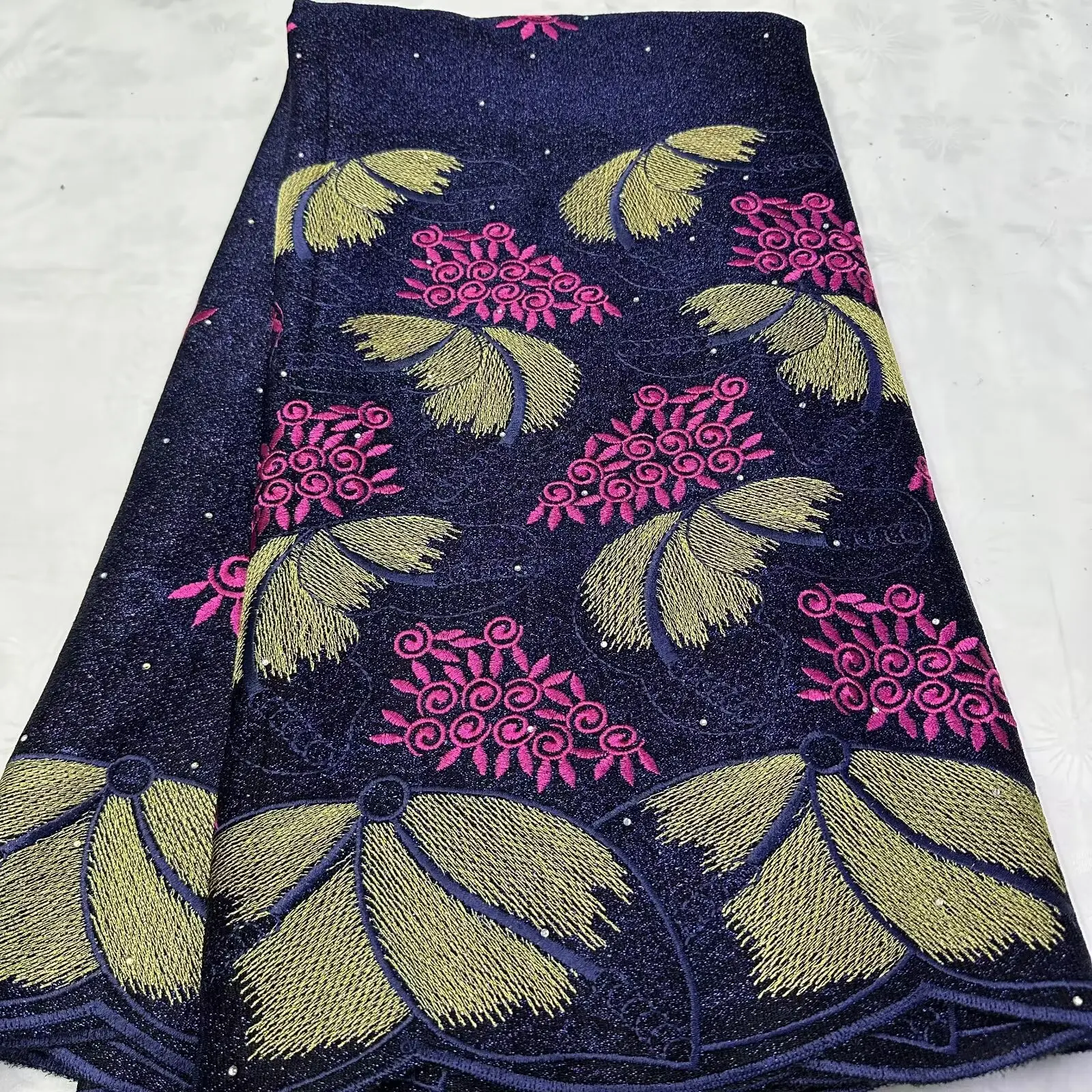 Afrikanische Steine Mesh Spitze Stoff 2025, hochwertige französische nigerianische Mesh-Stickerei Spitze Nähen für Frauen Hochzeitskleider 5 Yards