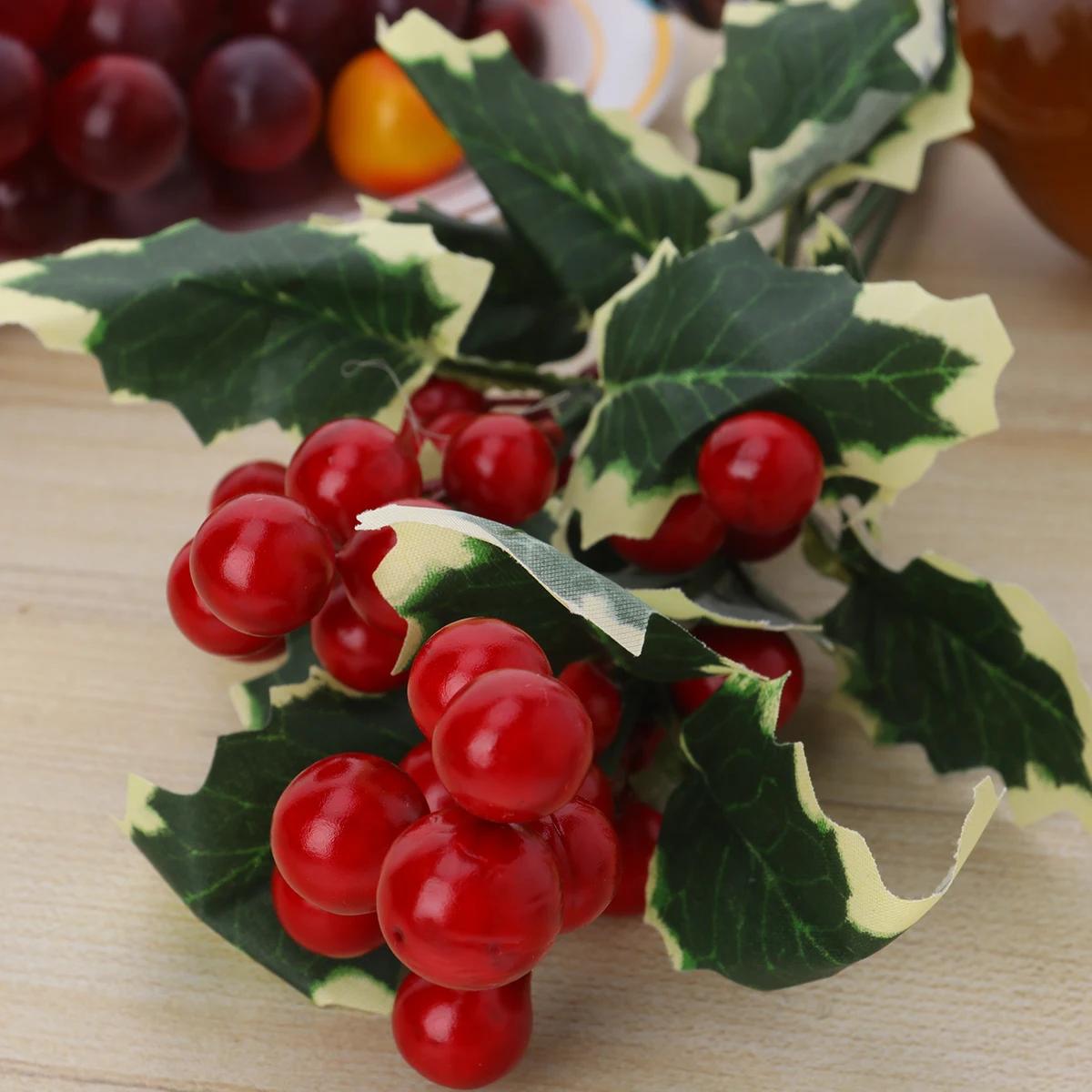 

3pcs Christmas Artificial Pine Needle Red Berry Decor Fake Flower For Home Party Xmas Decoration Simulation Berry Ornaments