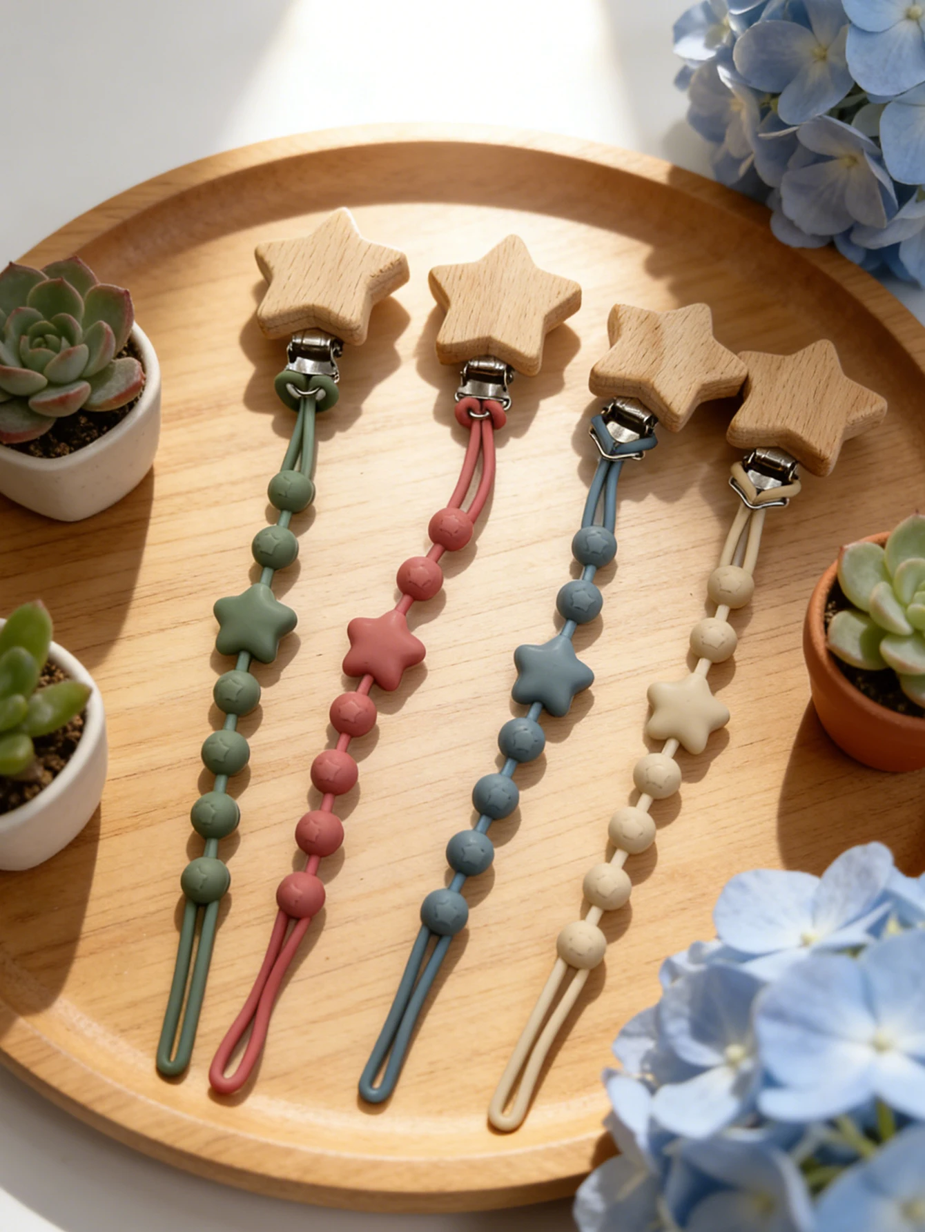 Five-Pointed Star Style Comfort Chain Pacifier Clips