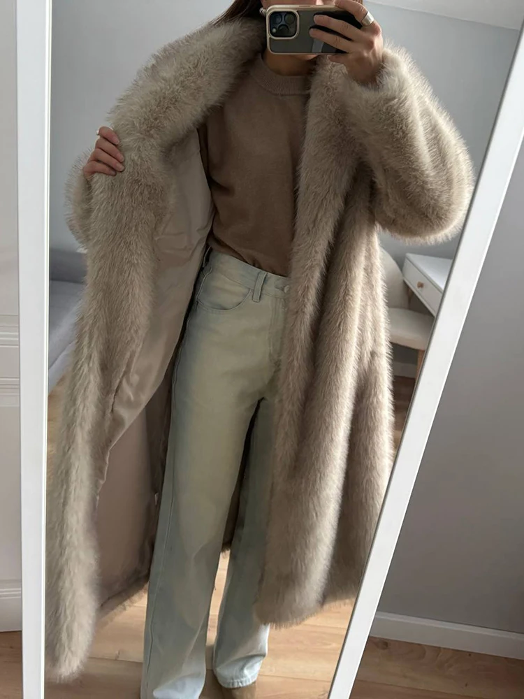 เสื้อโค้ทขนเฟอร์เทียมสีมิ้นท์นีโอ ยาว สำหรับผู้หญิง ฤดูหนาว 2025 ขนฟูไล่เฉดสี ขนฟ็อกซ์แบบเป็นมิตรต่อสิ่งแวดล้อม แจ็คเก็ตหรูหรา สไตล์ Mob Wife  เสื้อคลุมขนเฟอร์สวยงาม