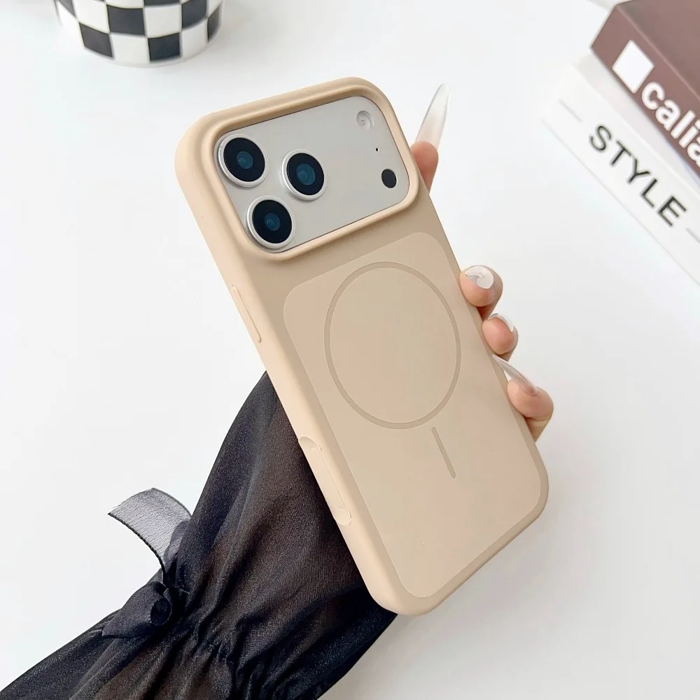 Funda de silicona líquida de círculo fino de doble Color para iPhone 17 16 Promax, carcasa protectora de felpa integrada de tacto suave magnético fuerte
