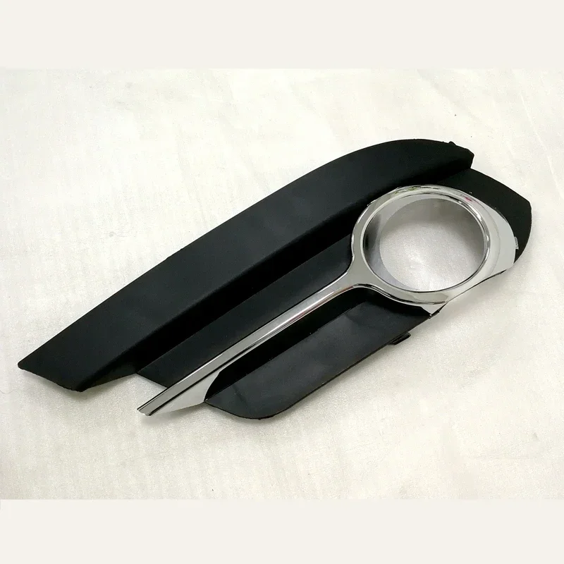 

Front fog lamp decorative cover for Brilliance V5 Electroplating fog lamp frame 4563063