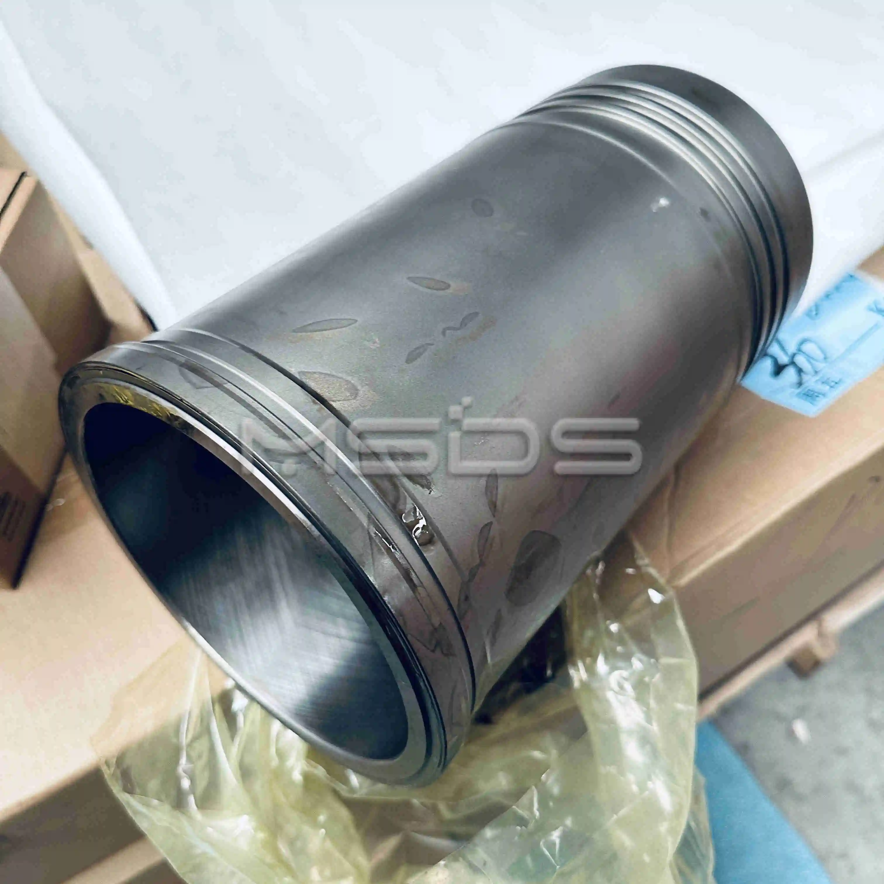 

Factory Hot Sale K19 KTA19 QSK19 Engine Parts Cylinder Liner 4916451 5648046