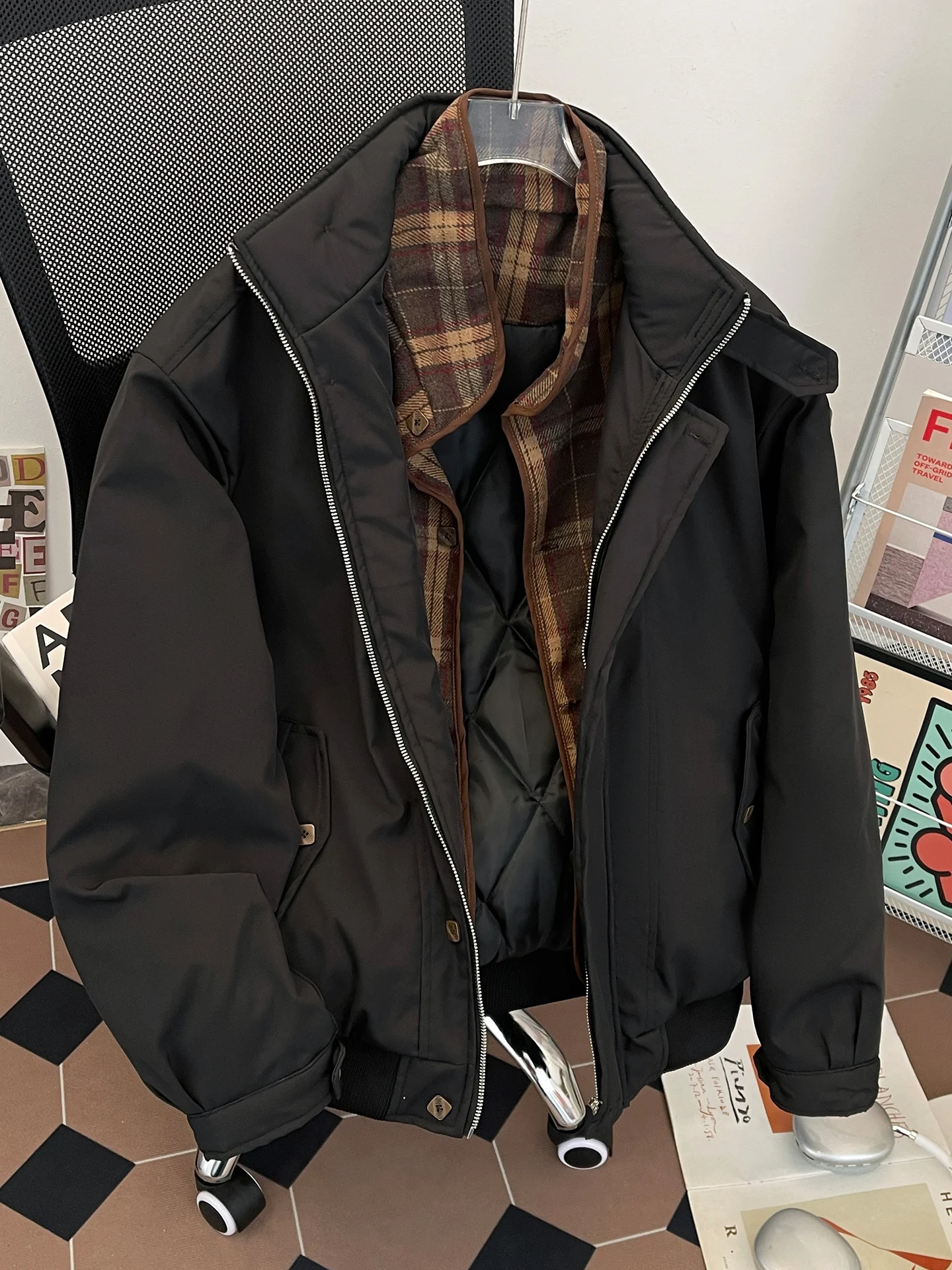 

Мужская зимняя утепленная хлопковая куртка с воротником-стойкой, свободного кроя, с комбинированным дизайном, в стиле ретро, теплая верхняя одежда