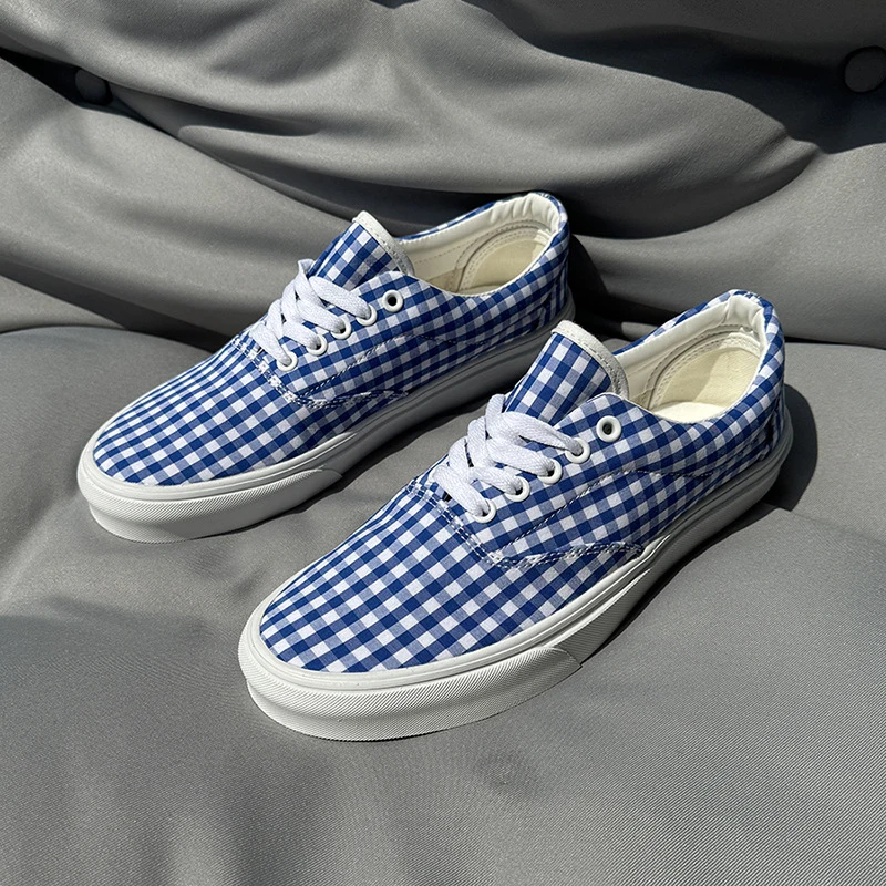 

Синие клетчатые классические кеды с низким верхом для мужчин и женщин, подходящие для пар, любящих спортивные тенденции, универсальные и дышащие.