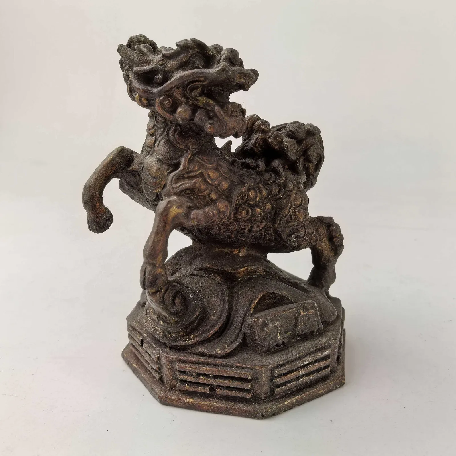 China Old brass ware Come From FOLK Collection Copper kylin