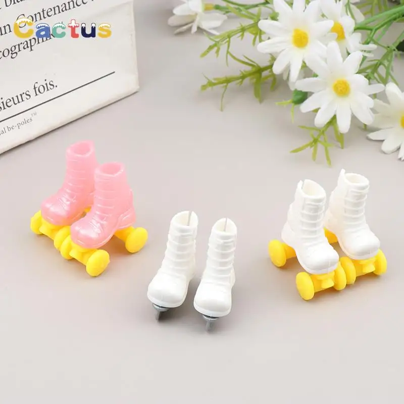 2PCS Mini Pink White Roller Skates Shoes For 30CM Doll Fashion Short Boots Decorative Sports Toy Play Doll Accessories