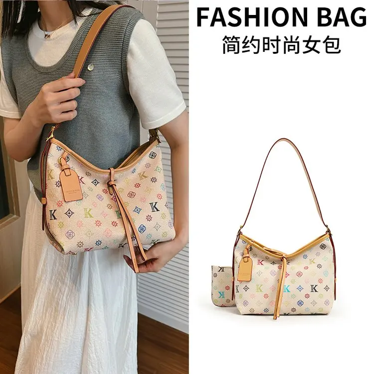 classic-minimalist-designer-diaper-bag-unique-crossbody-handbag-for-women-stylish-leather-shoulder-tote